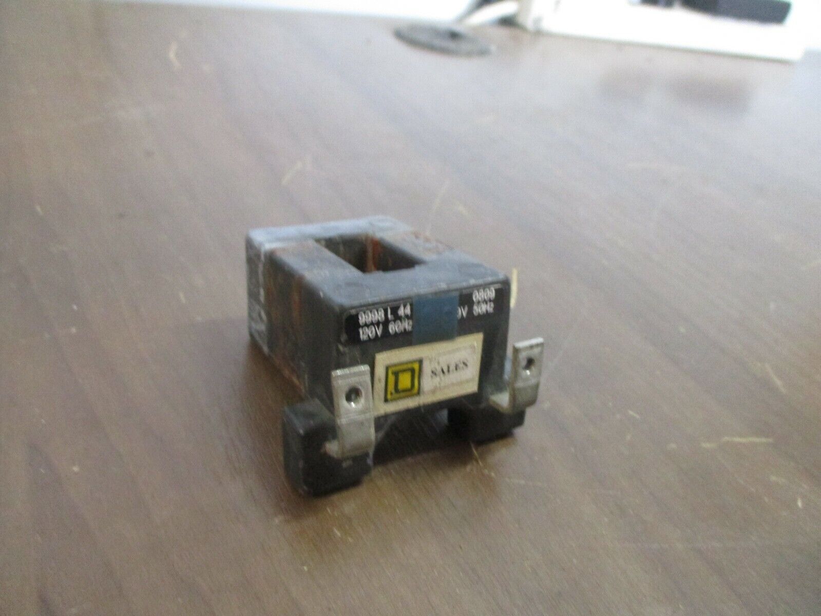 Square D Magnetic Coil 9998L44 120V@60Hz 110V@50Hz *No Terminal Screws* Used