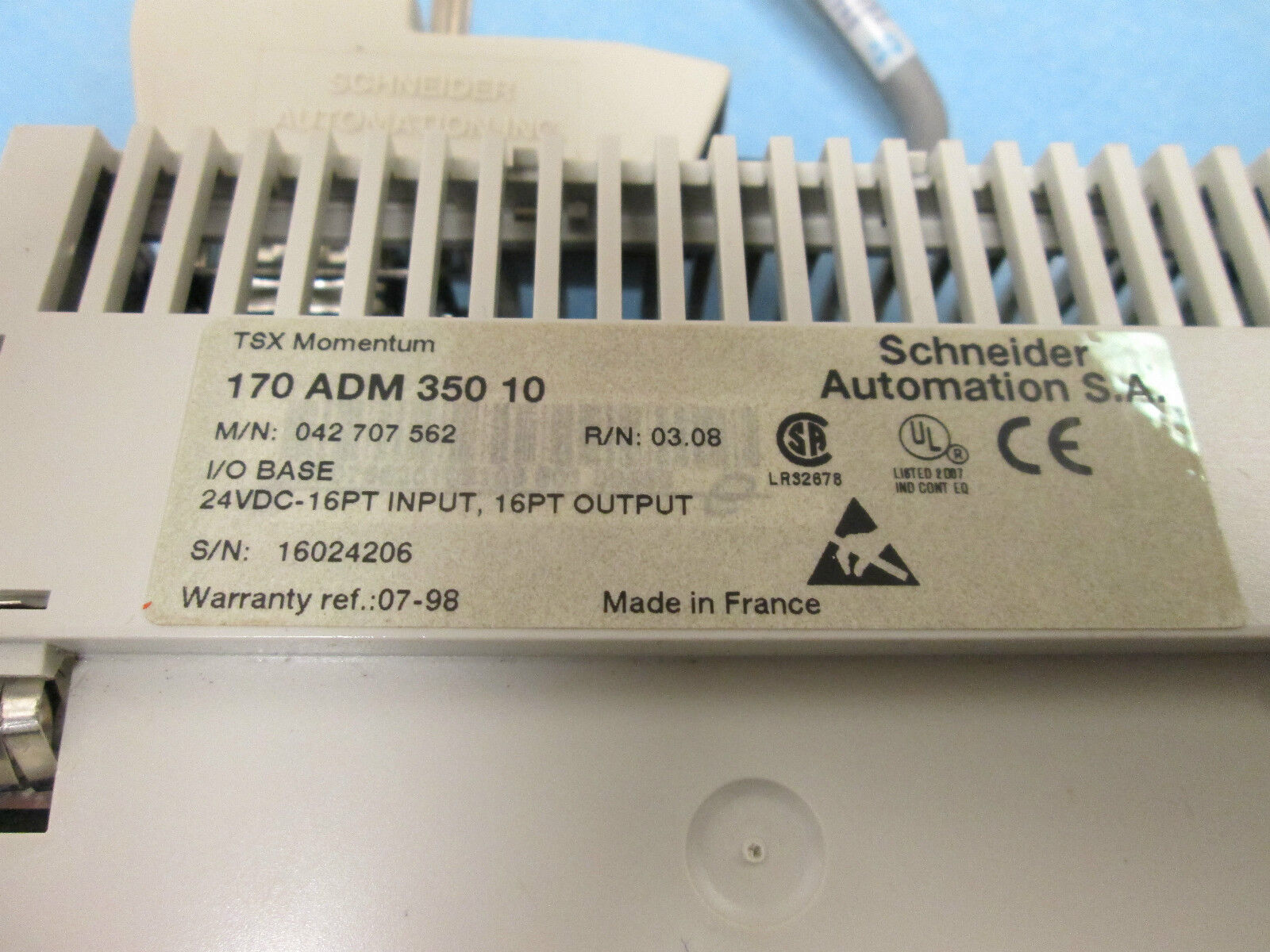 Schneider Automation TSX Momentum 170 ADM 350 10 W/ 170 XTS 020 00 Connector