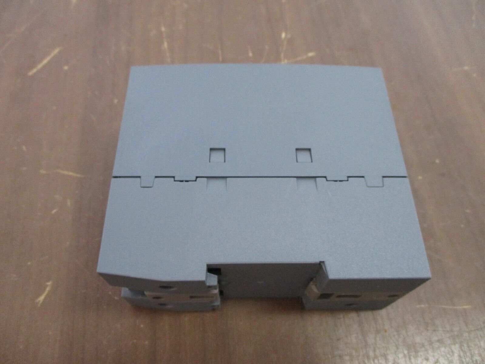 Siemens Scalance XB005 Industrial Ethernet Switch 6GK5 005-0BA00-1AB2 5-Port