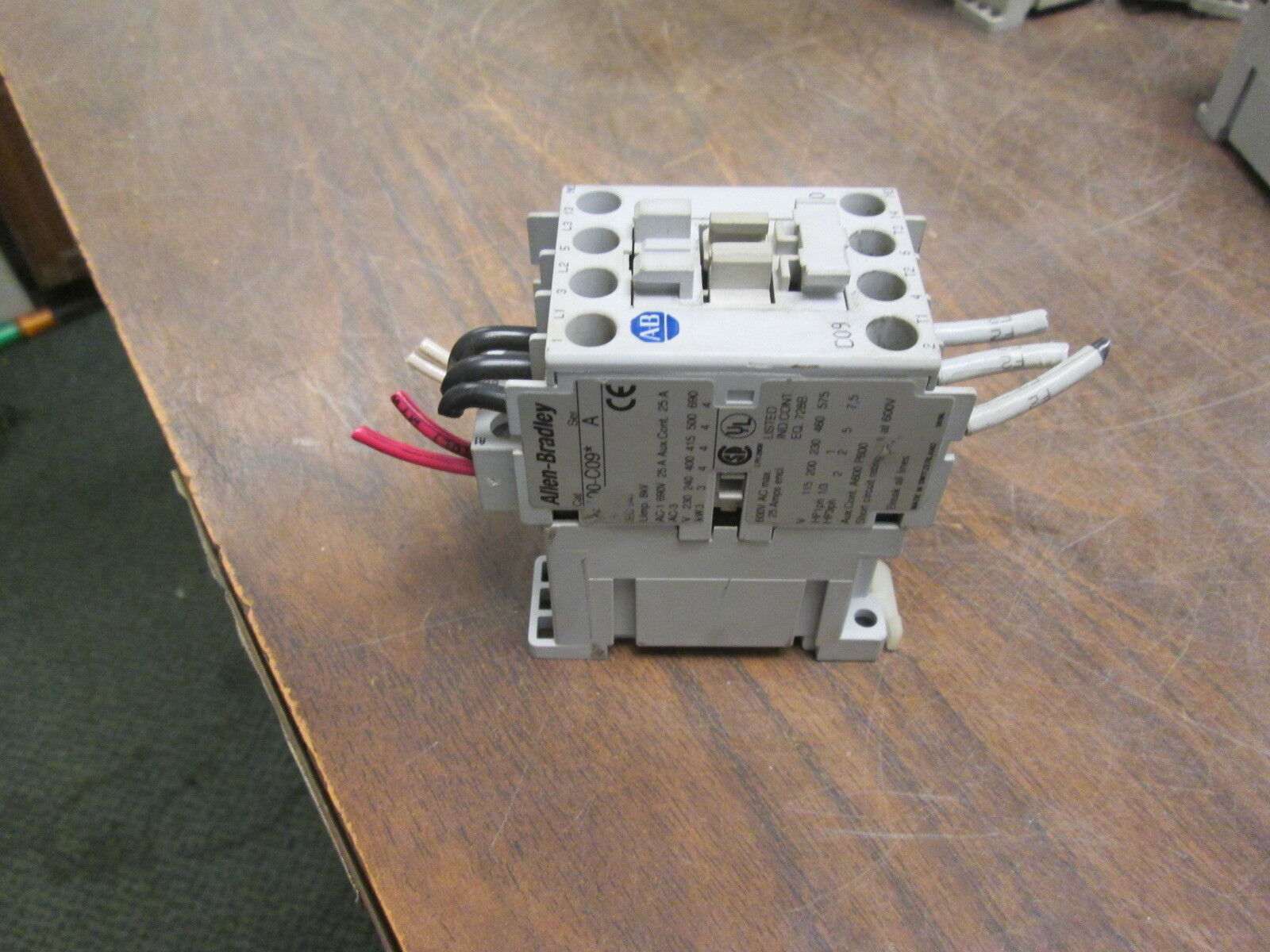 Allen-Bradley Contactor 100-C09* 120V Coil 25A 600V Used