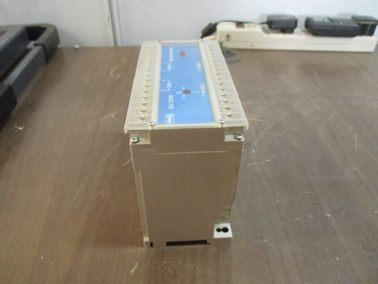 Crompton Protector Energize on Sync Relay 256-PLLU-PQBX-C6 120V 60Hz Used