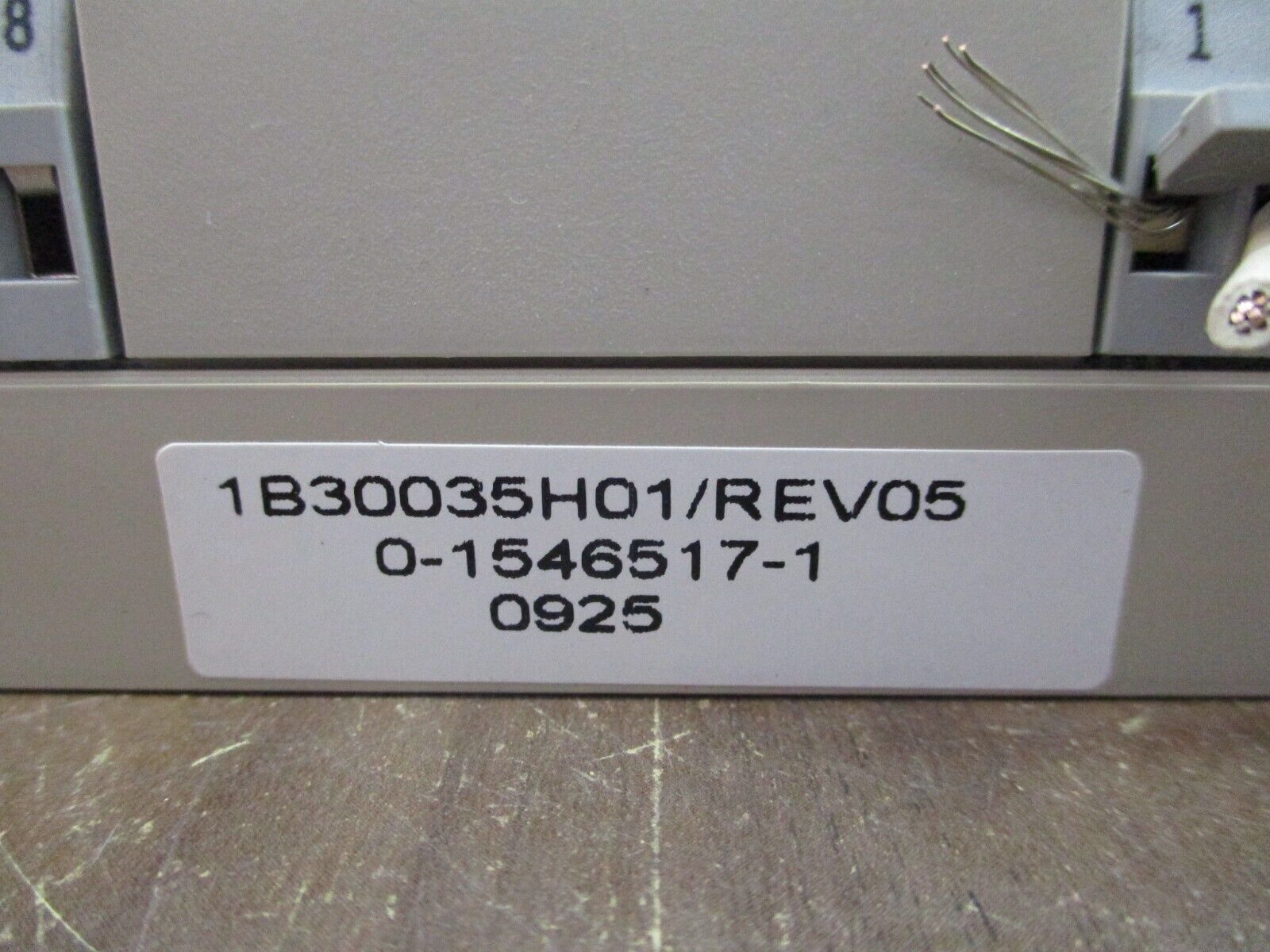 Emerson Ovation Process Control Base 1B30035H01 Rev. 05 Used