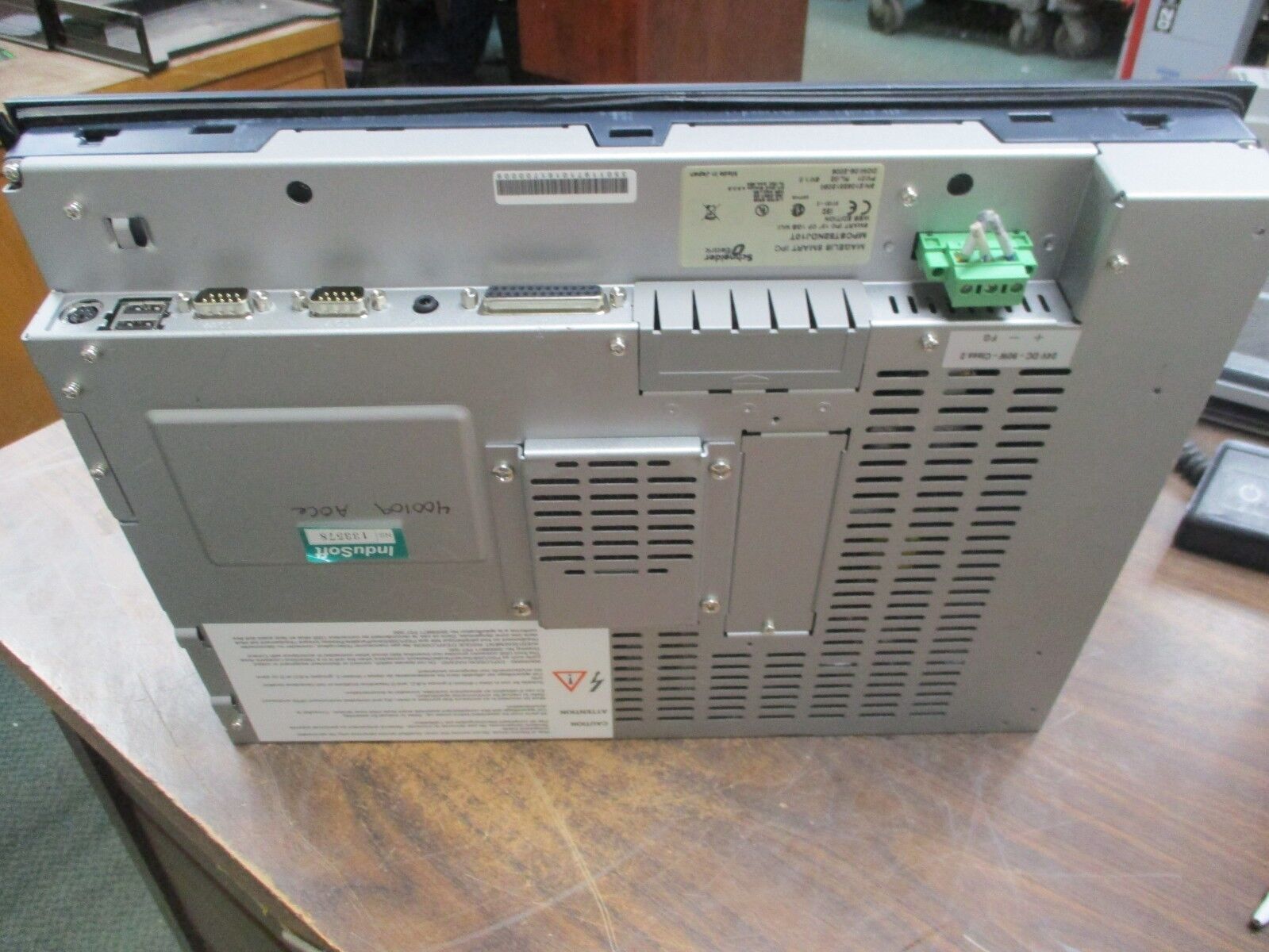 Schneider Electric Telemecanique Magelis Smart IPC MPCST52NDJ10T 15" 1GB MUI 90W