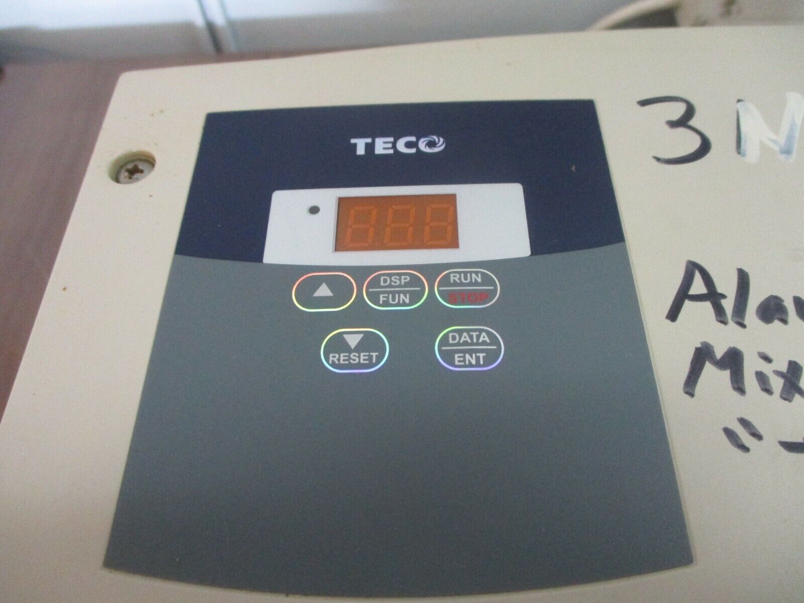TECO AC Drive JNEV-401-H3N4S 1HP 3Ph Type 4X Enclosure Used