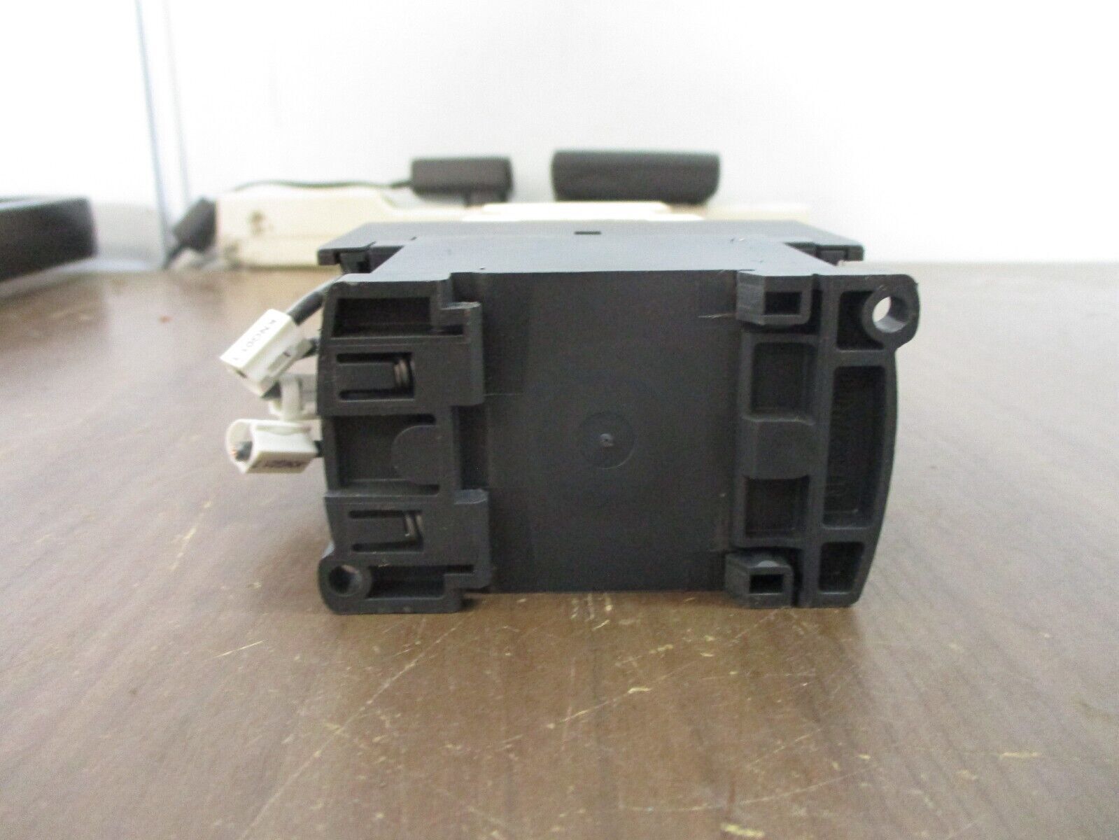 Schneider Electric Timing Relay LADT0 Range: 0.1-3s 24VDC Coil Used