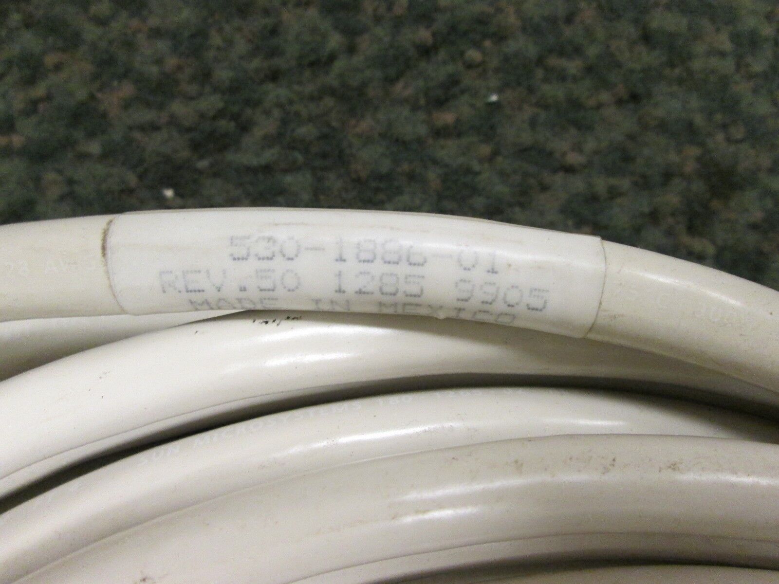 Sun Microsystems SCSI Cable 530-1886-01 12 Meters Used