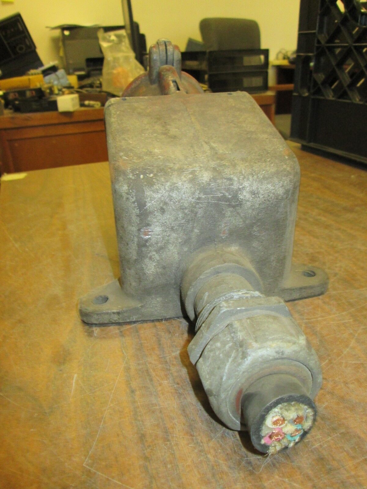 Appleton Receptacle w/ Base AE-631 60A 600V 3P 3W *Missing Cover* Used