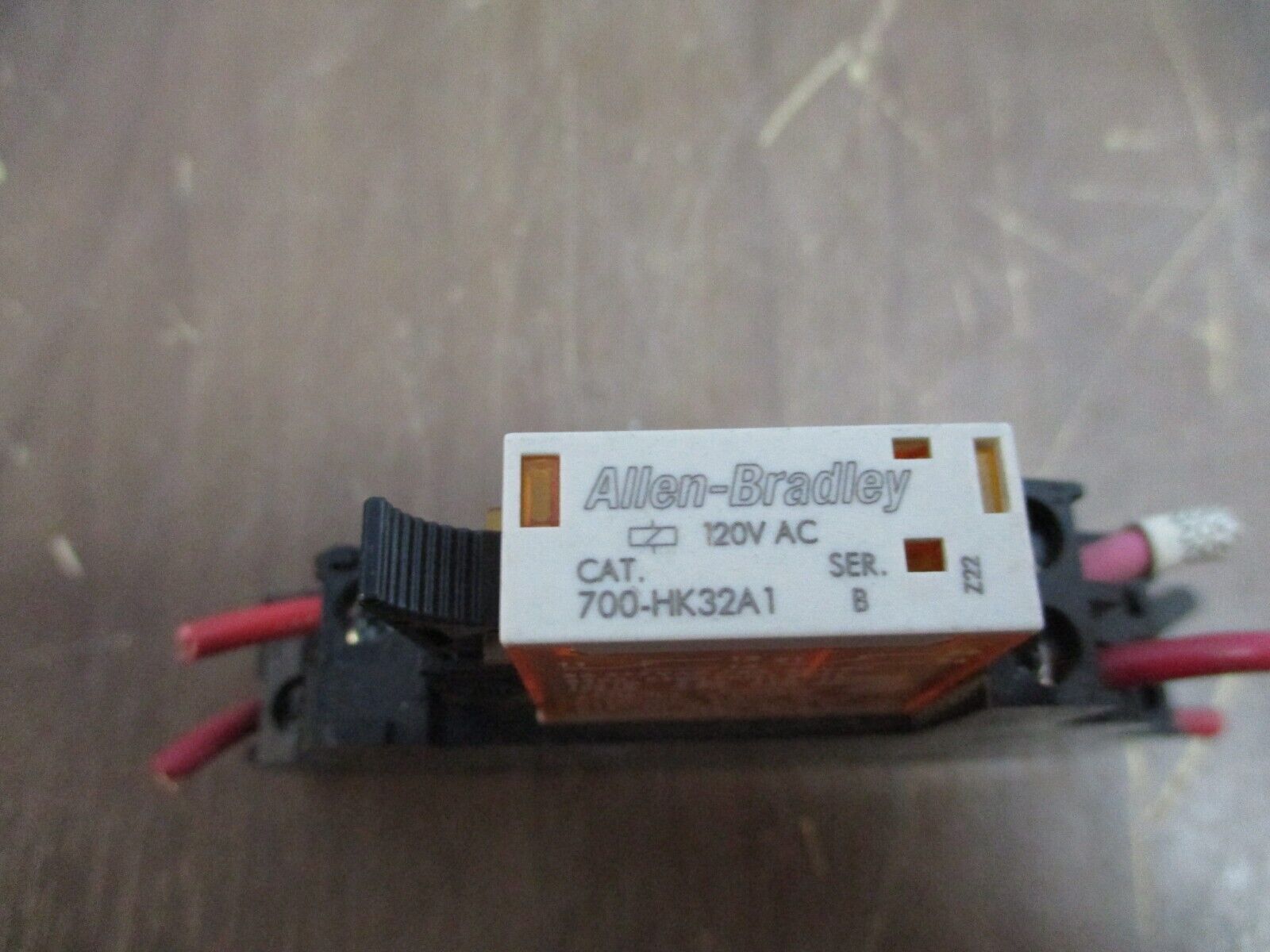 Allen-Bradley Relay 700-HK32A1 Ser. B 120V Coil w/ Base *Lot of 2* Used
