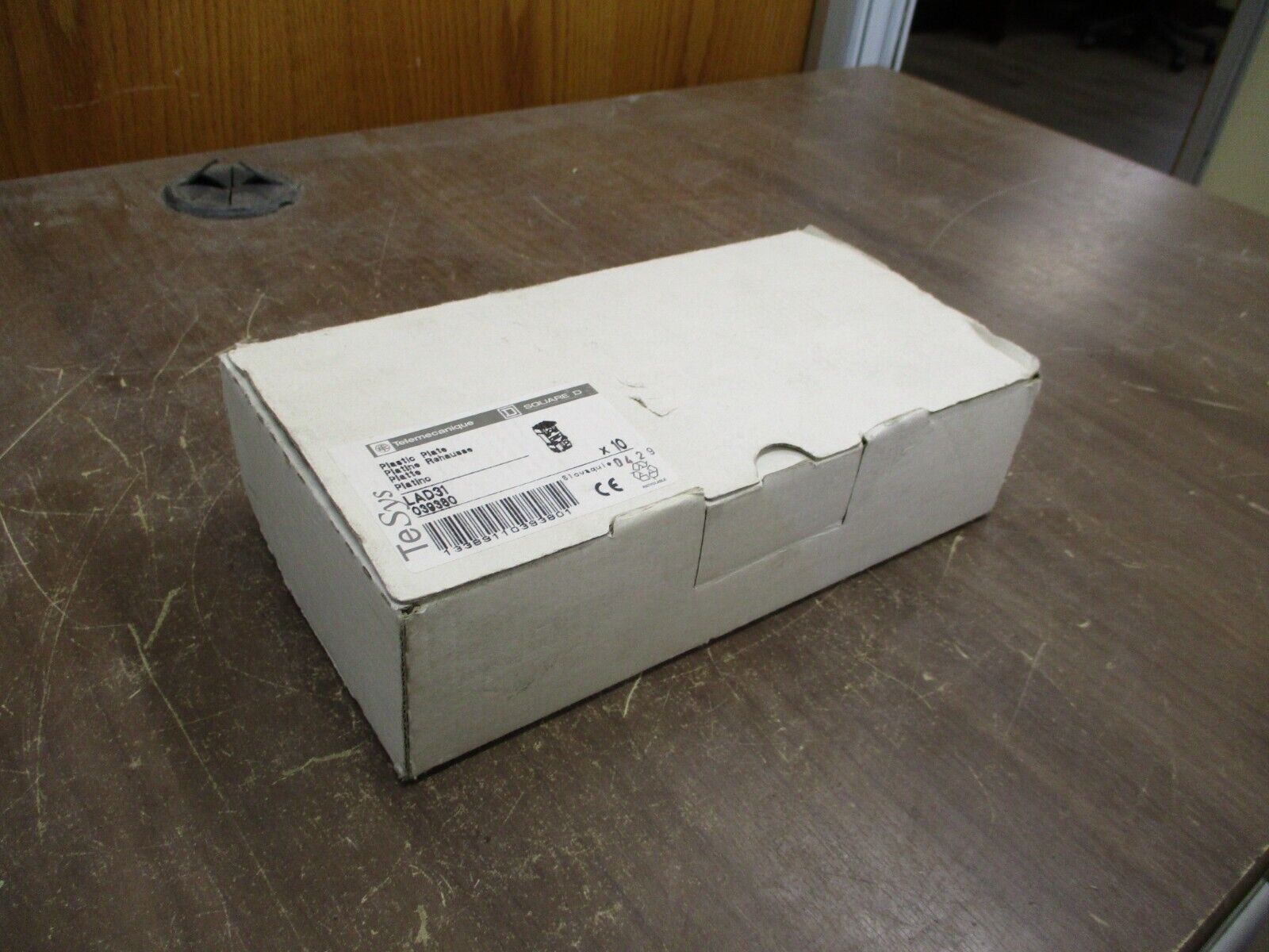 Square D Plastic Plate LAD31 *Box of 10* New Surplus