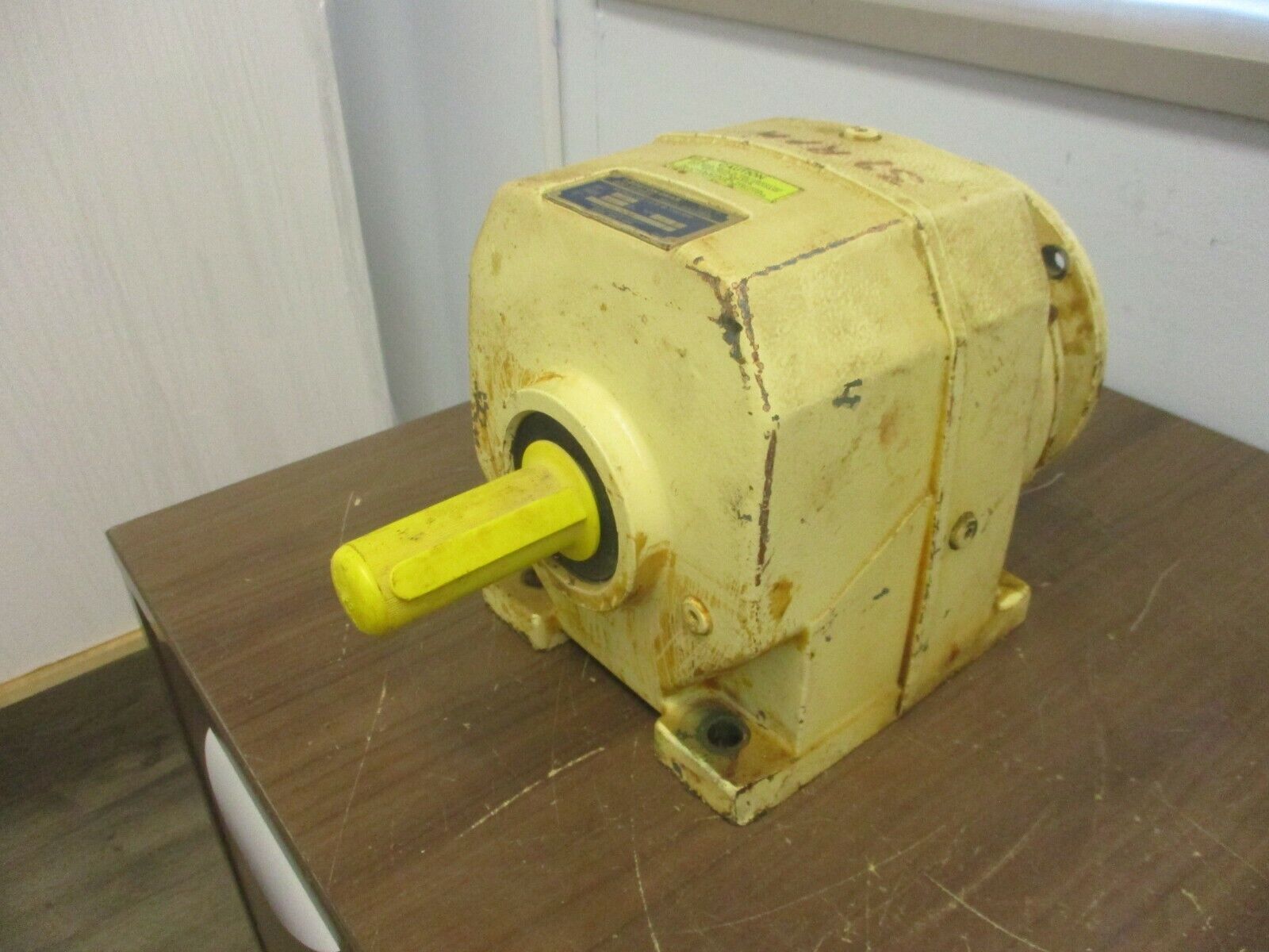 Boston Gear 800 Series Helical Gear Drive F862A-45S-B5 Ratio:45 2.010HP In Used
