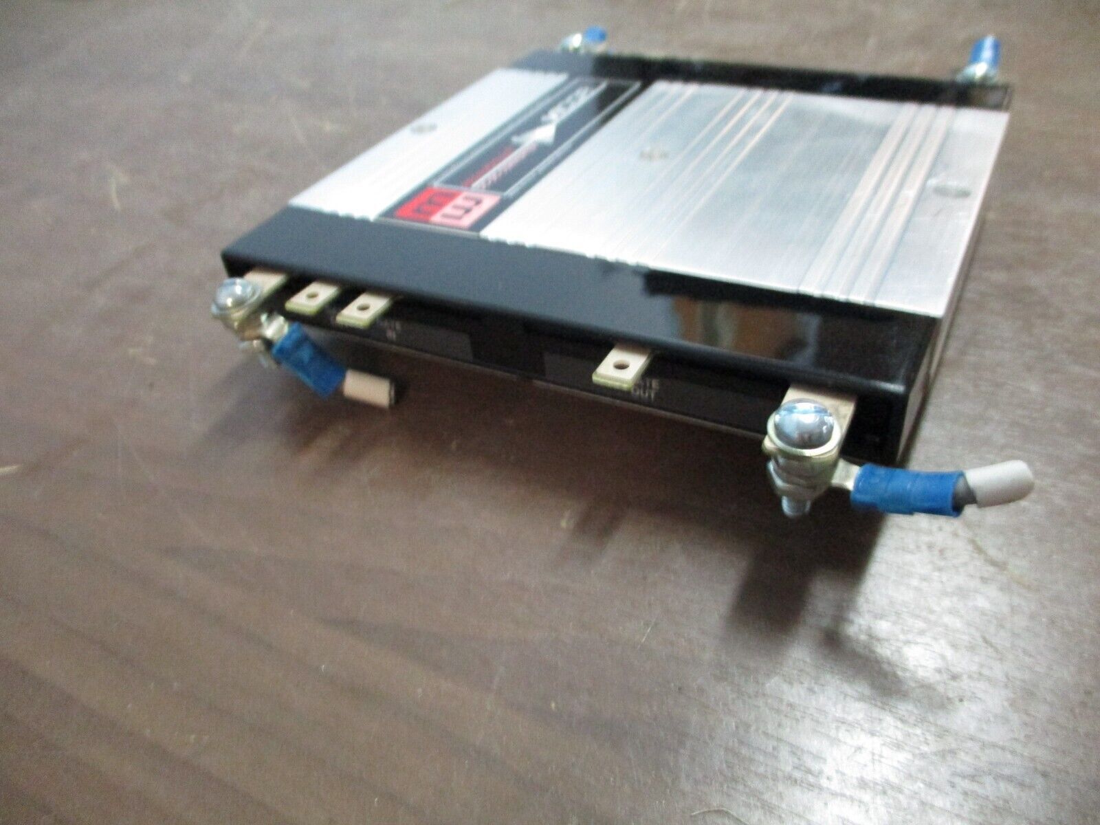 Vicor Mega Module DC-DC Converter VI-M53-CU Input: 150 VDC 270W Used