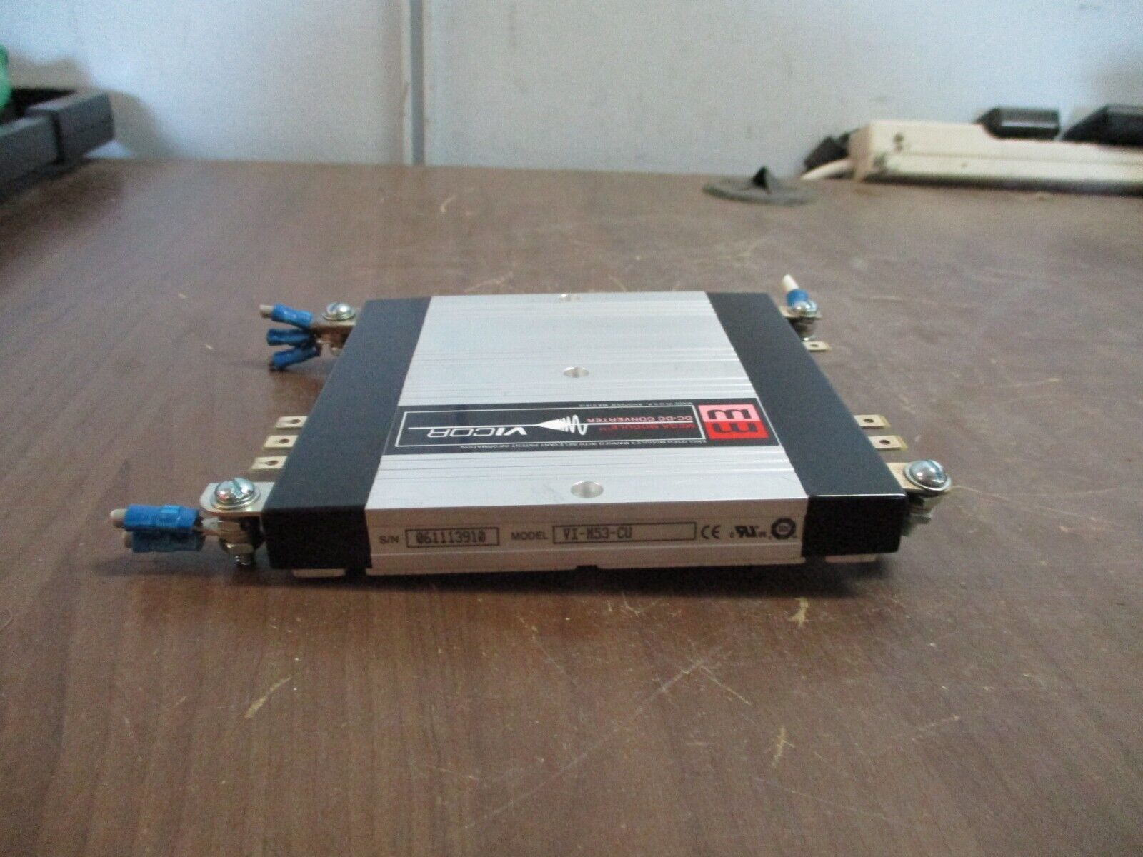 Vicor Mega Module DC-DC Converter VI-M53-CU Input: 150 VDC 270W Used