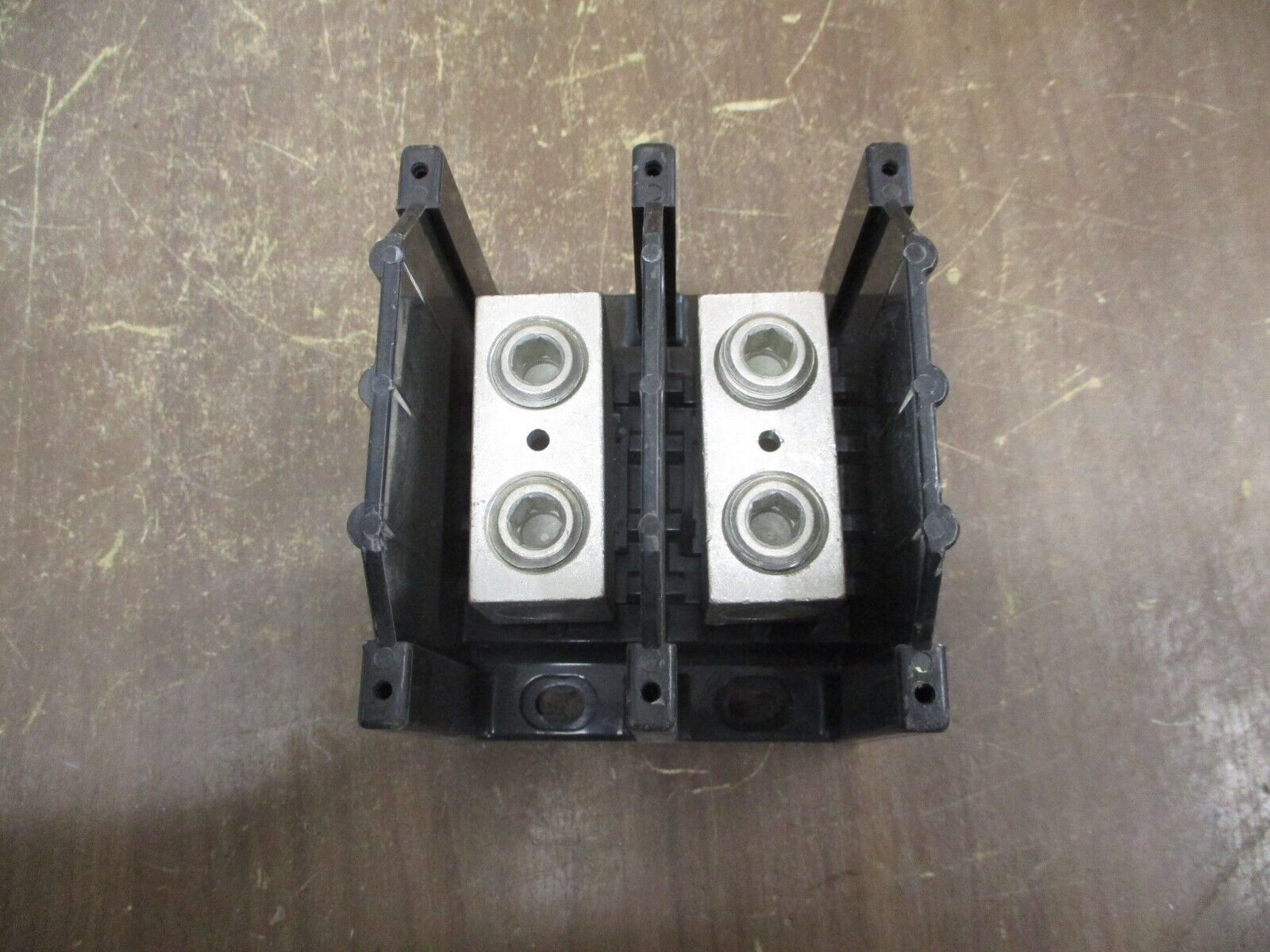 Bussmann Power Distribution Block 16303-2 310A 600V 2P Line: 350-6 Load: 350-6