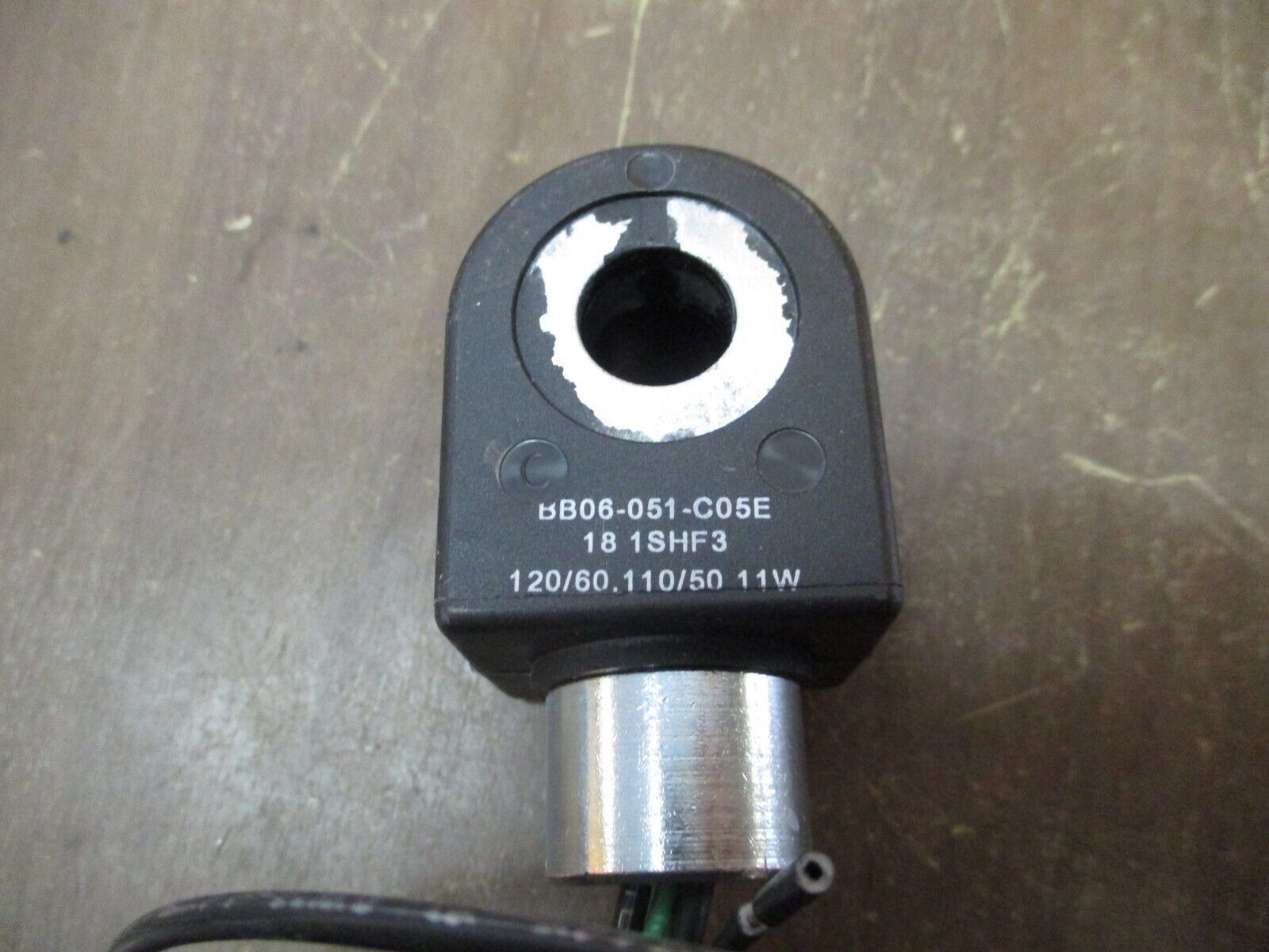 Parker Solenoid Valve 04F20C1E08ACF4E05 120V@60Hz 110V@50Hz Used