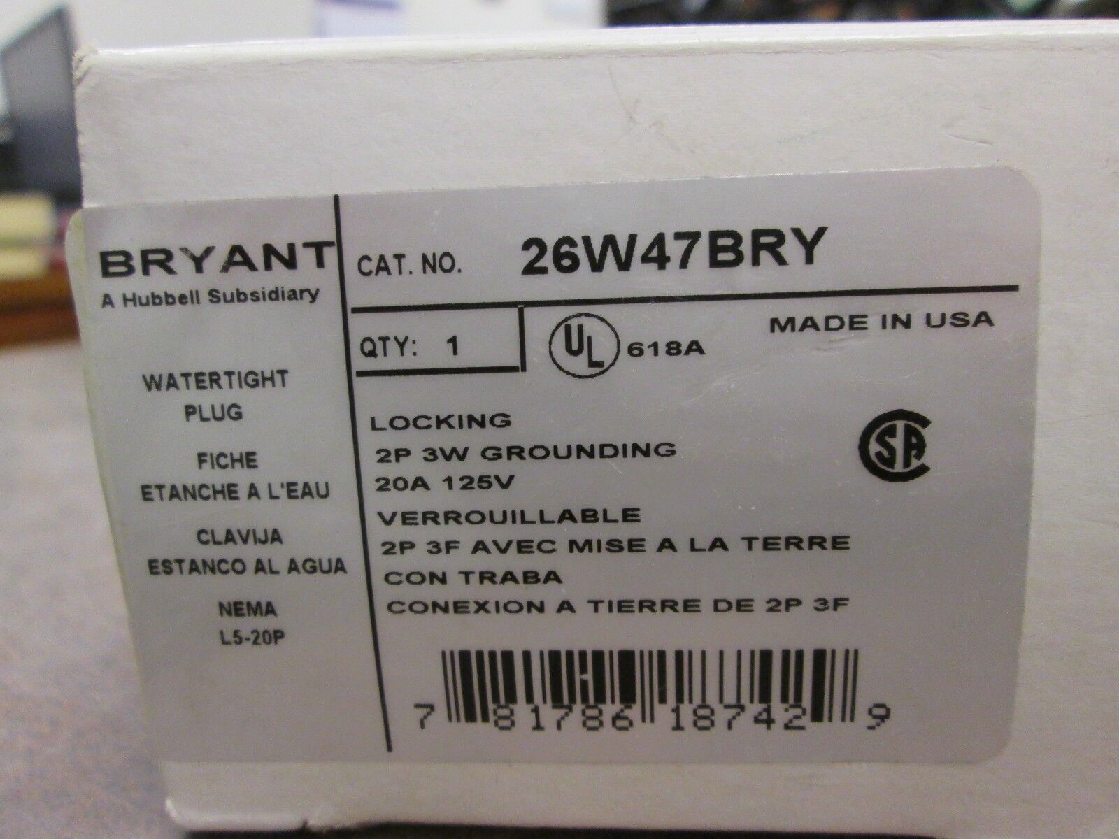 Bryant Watertight Plug 26W47BRY 20A 125V 2P 3W New Surplus