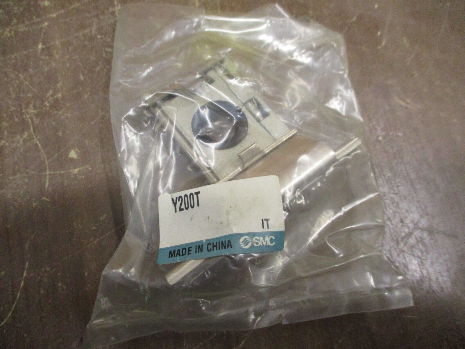 SMC Interface w/ Bracket Y200T *Lot of 4* New Surplus