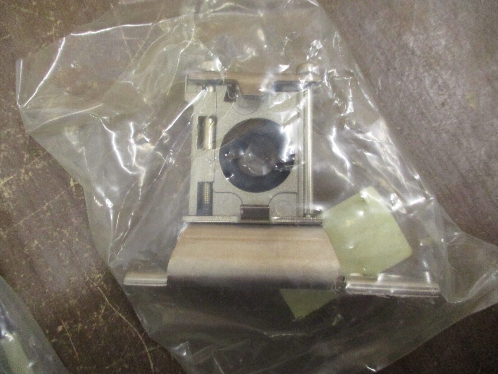 SMC Interface w/ Bracket Y200T *Lot of 4* New Surplus