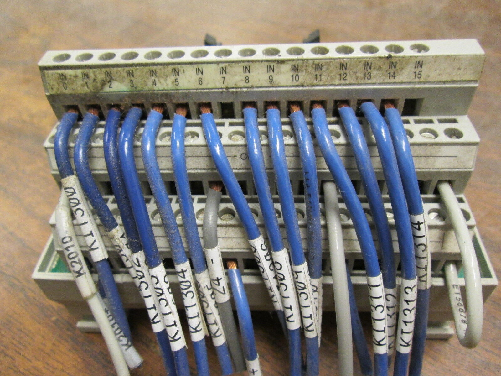 Allen-Bradley Interface Module 1492-IFM20F-3 Ser B 0-132V AC/DC Used