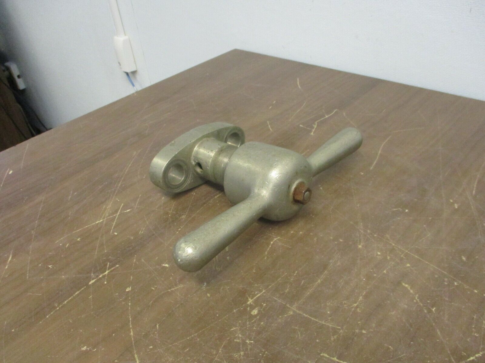 Misc. Brand Steel Valve Handle End: 1/2" Used **Some Shelf Wear**