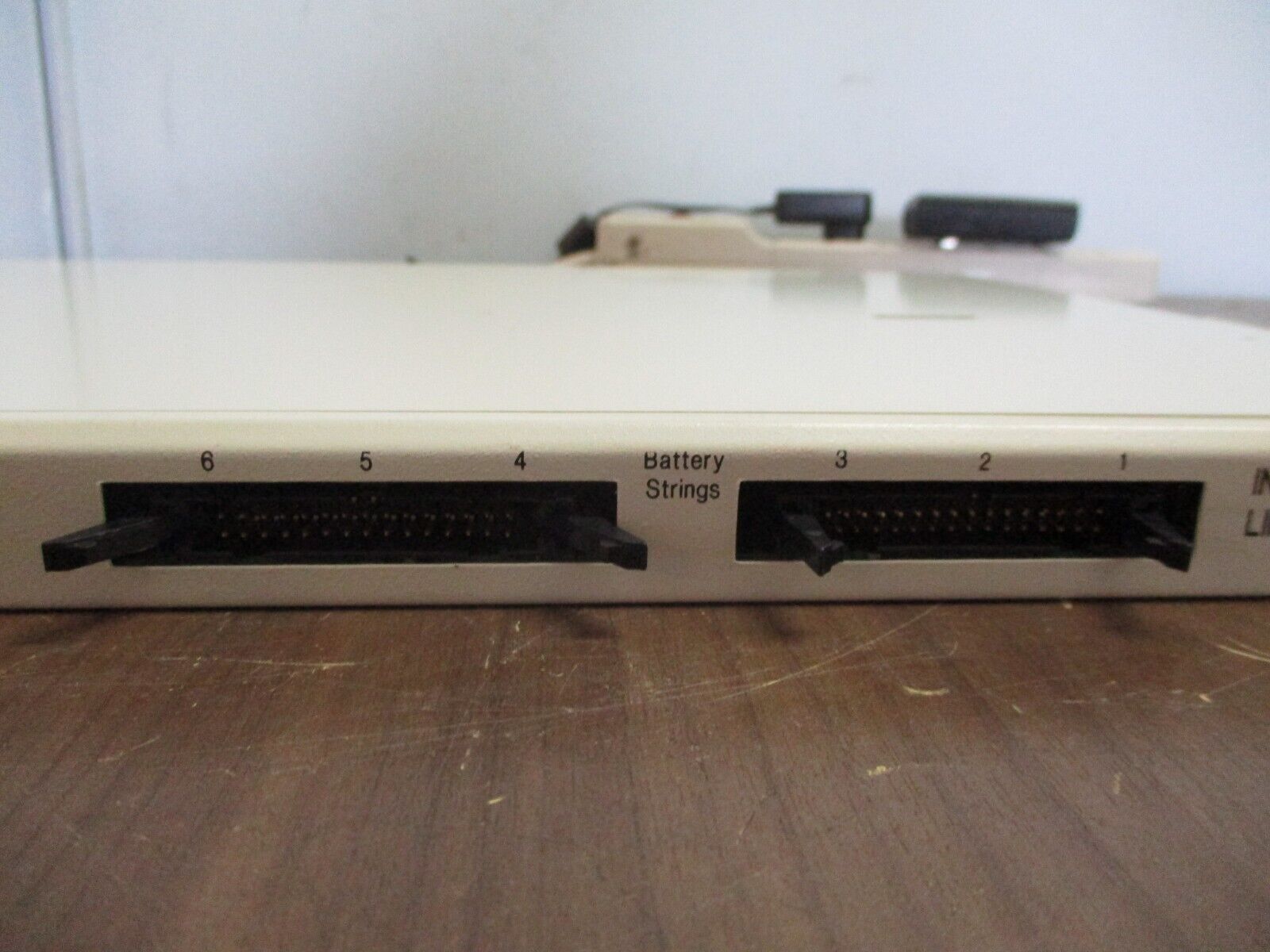 AT&T Lineage 2000 Intelligent Reserve Unit J85577A-1 60VDC 21.6W Used
