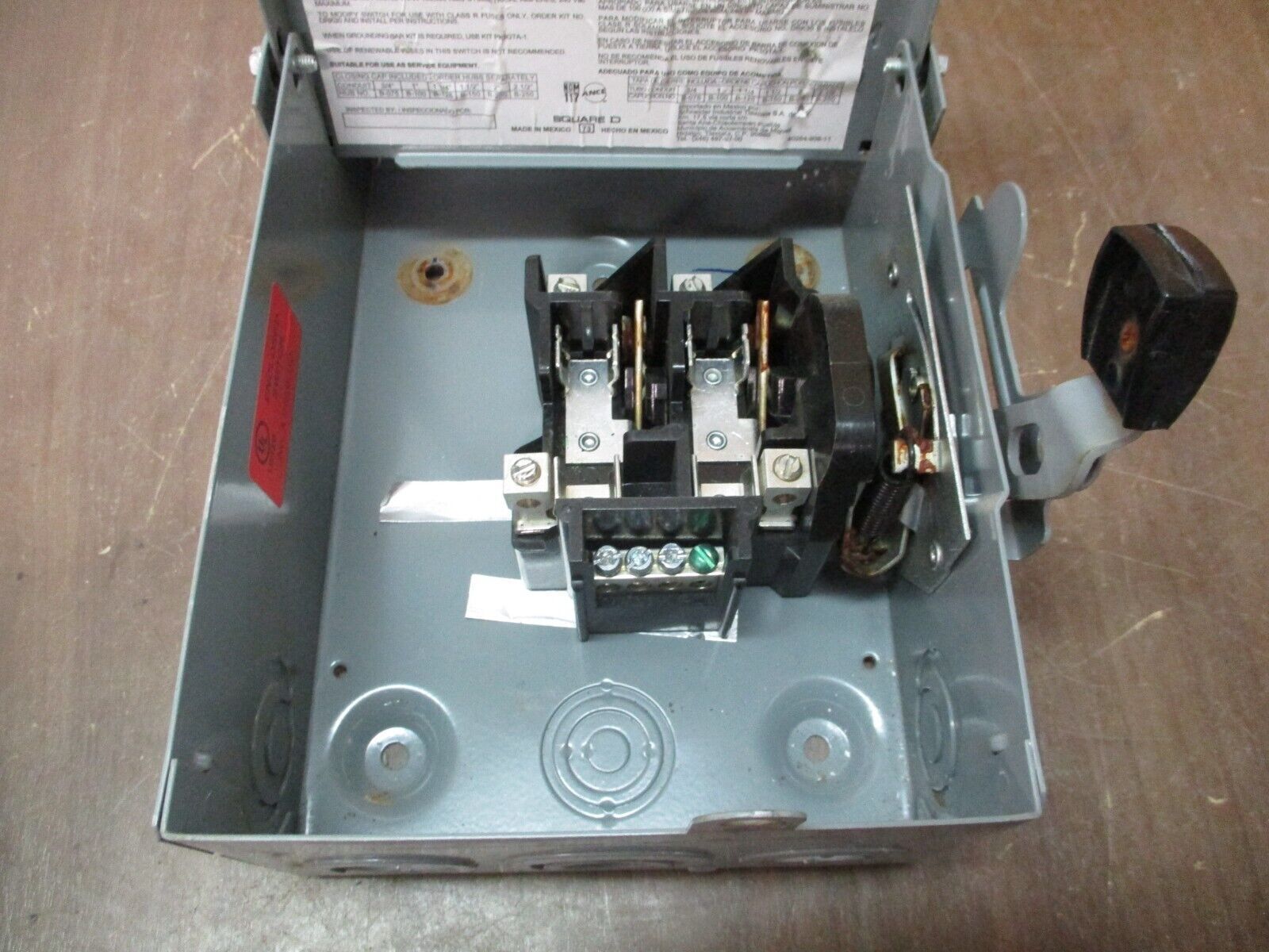 Square D Fusible 3R Safety Switch / Disconnect D221NRB 30A 240V 2P Used