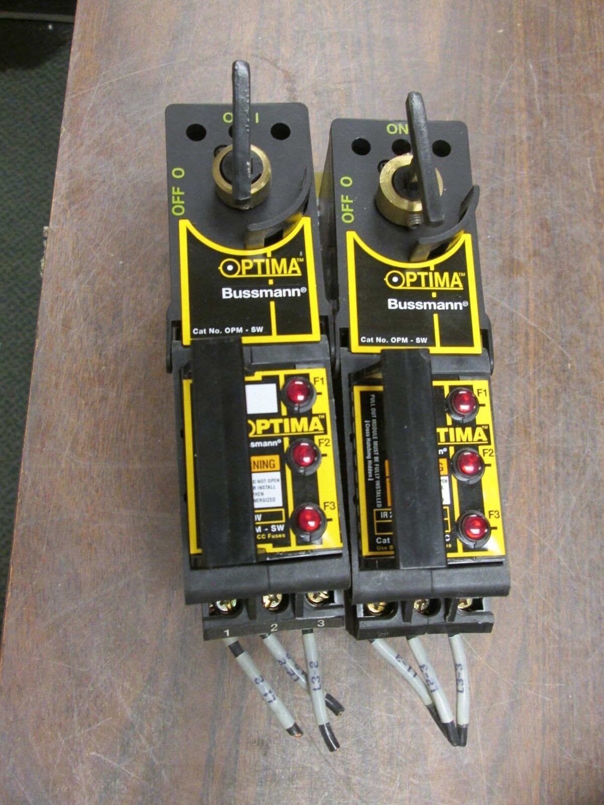 Bussmann Optima Overcurrent Protection Module OPM-SW 30A 600V Lot of 2 Used