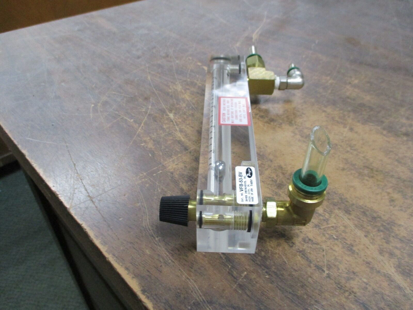Dwyer Flow Meter VFB-53-BV Used
