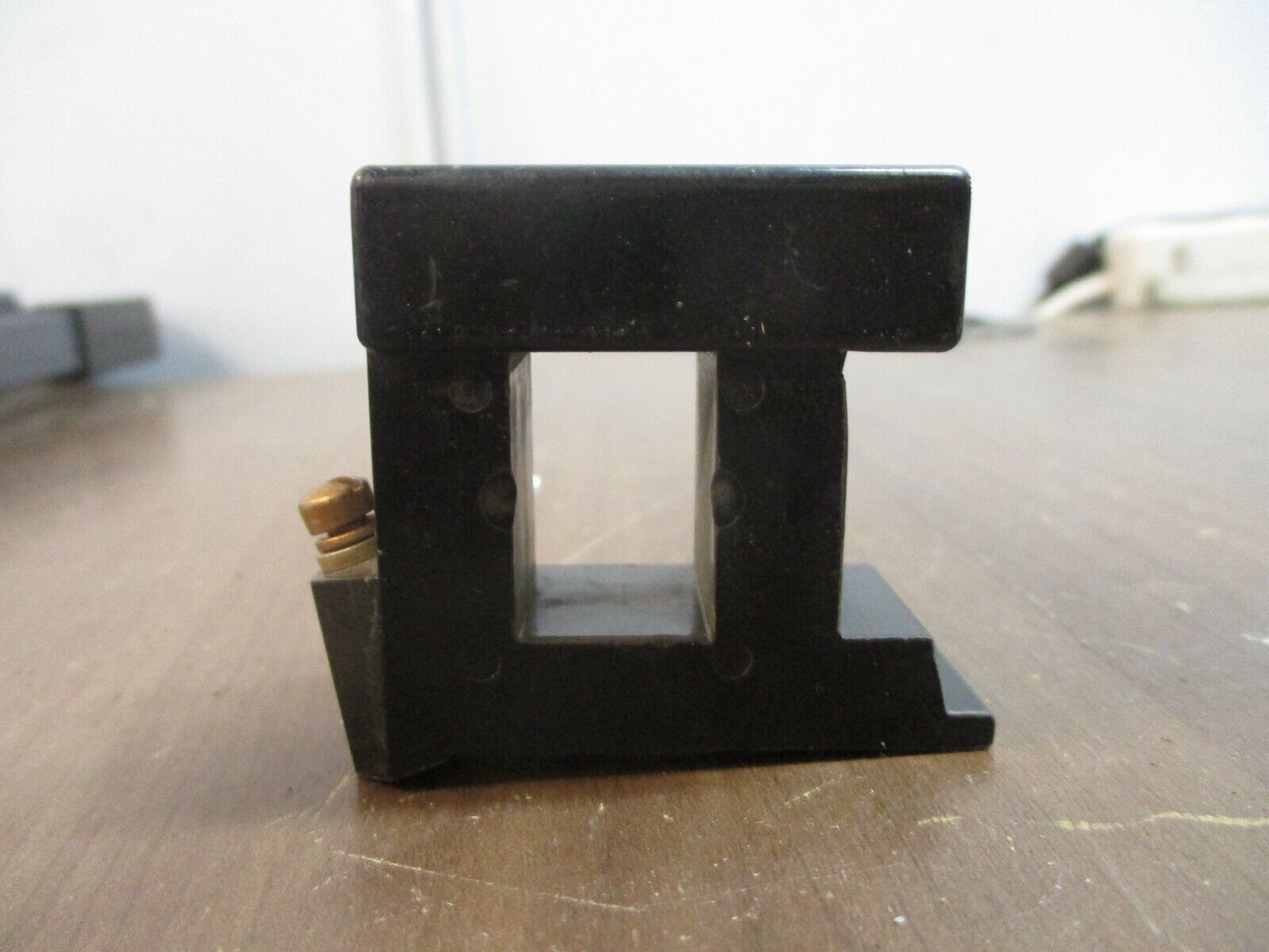 Allen-Bradley Magnetic Coil 69A83 240V@60Hz 220V@50Hz *No Terminal Screws* Used