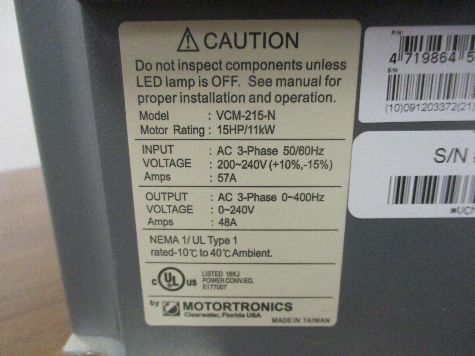 Motortronics VCM Series AC Drive VCM-215-N 15HP 3Ph w/ Keypad Used
