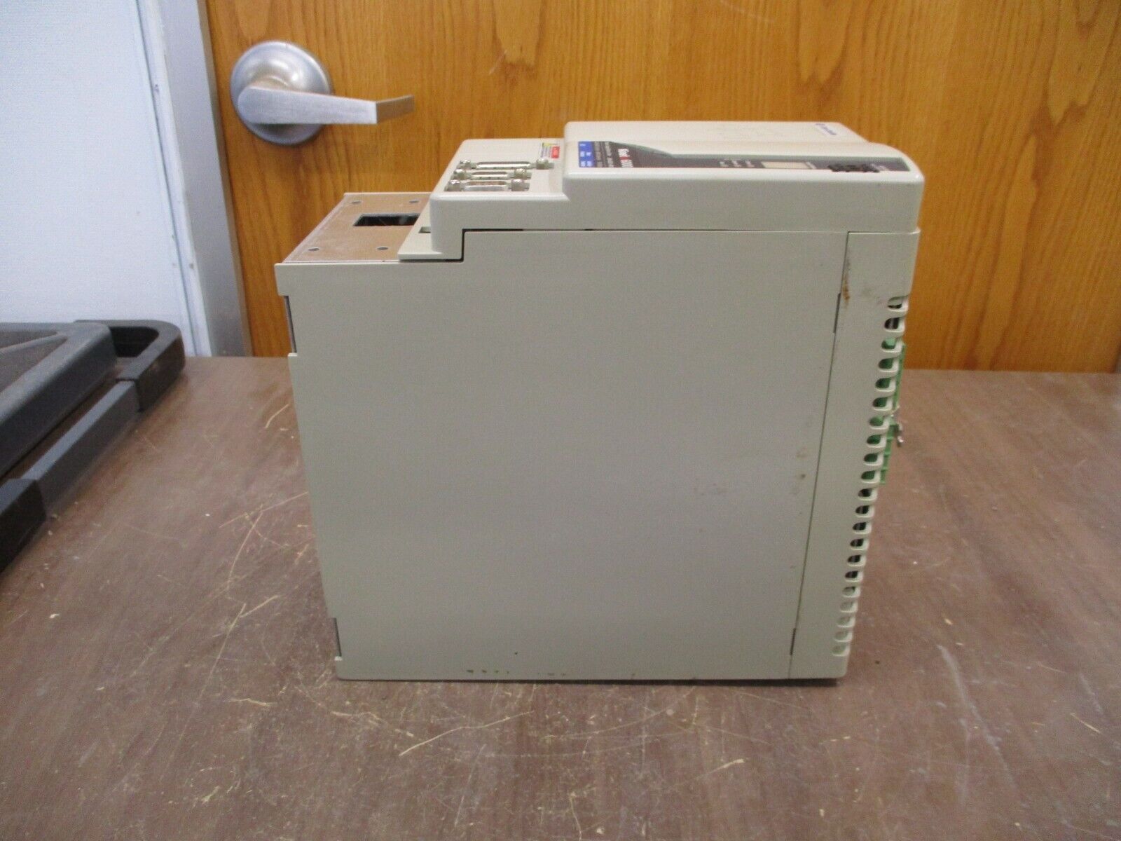 Allen-Bradley Kinetix 6000 Integrated Axis Module 2094-BC01-M01 Ser. A Used