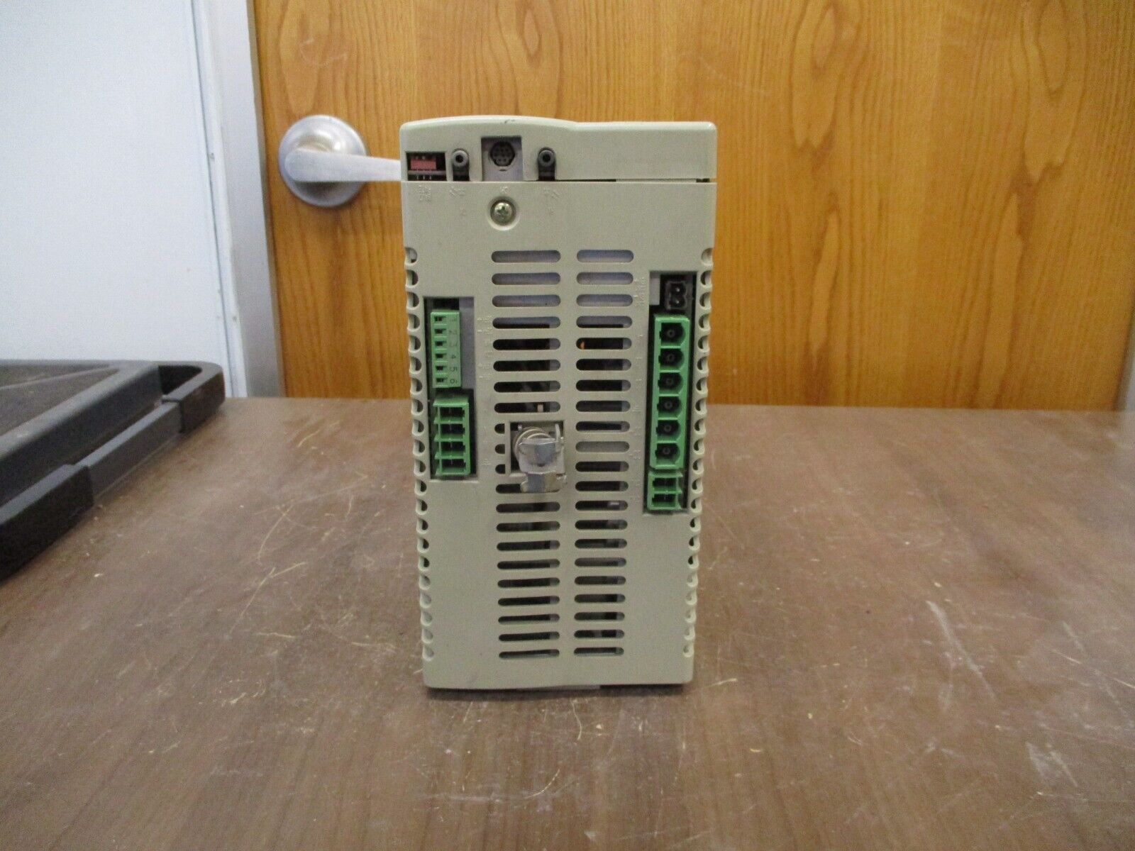 Allen-Bradley Kinetix 6000 Integrated Axis Module 2094-BC01-M01 Ser. A Used