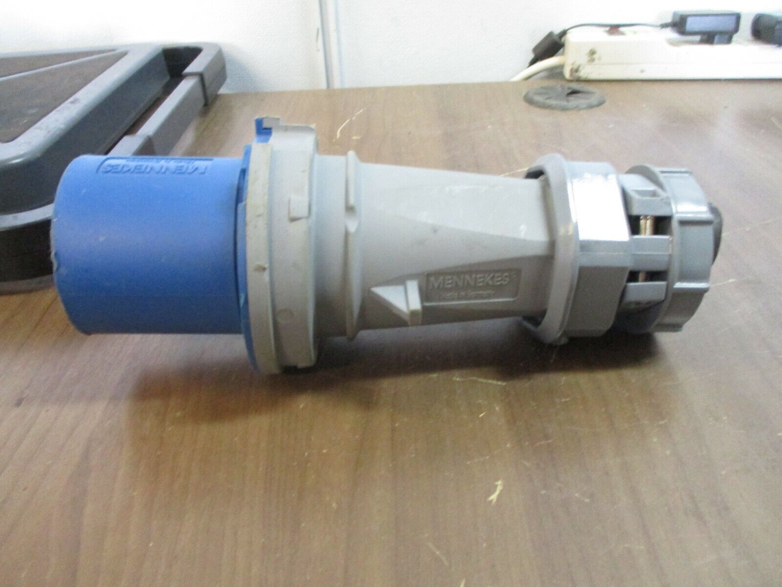 Mennekes Plug ME460P9-1230 60A 250V 4W Used