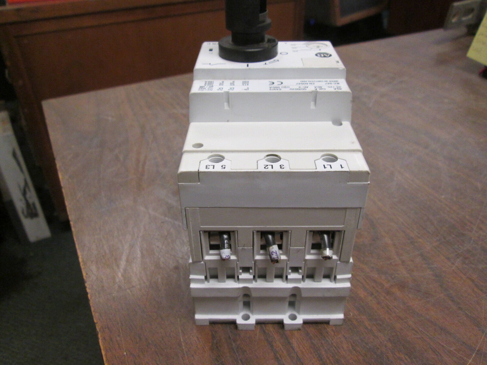 Allen-Bradley Manual Starter 140-CMN-4000 Range: 25-40A 600V Used