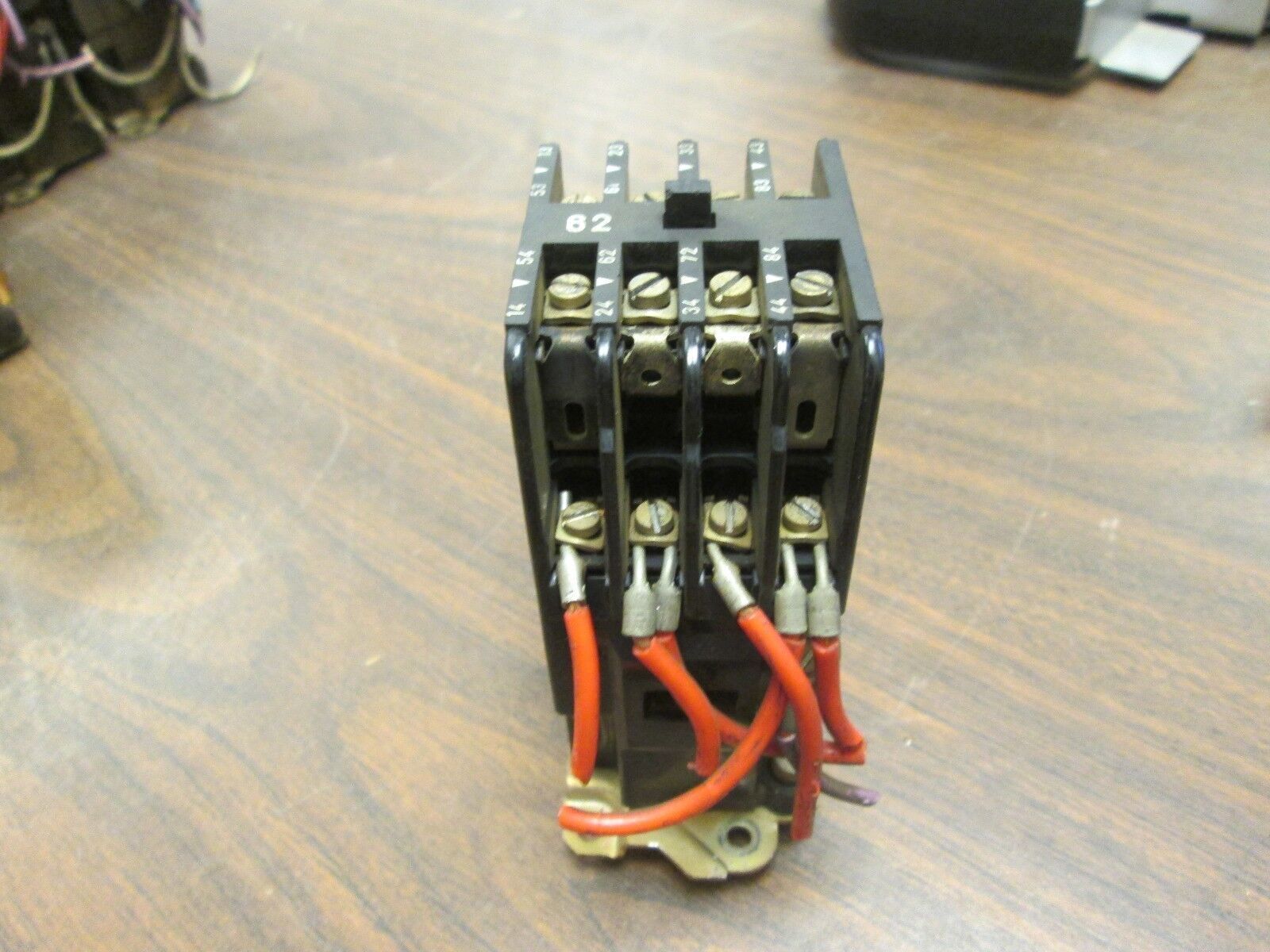 Siemens Contactor 3 TA63 07-0A 220V Coil Used