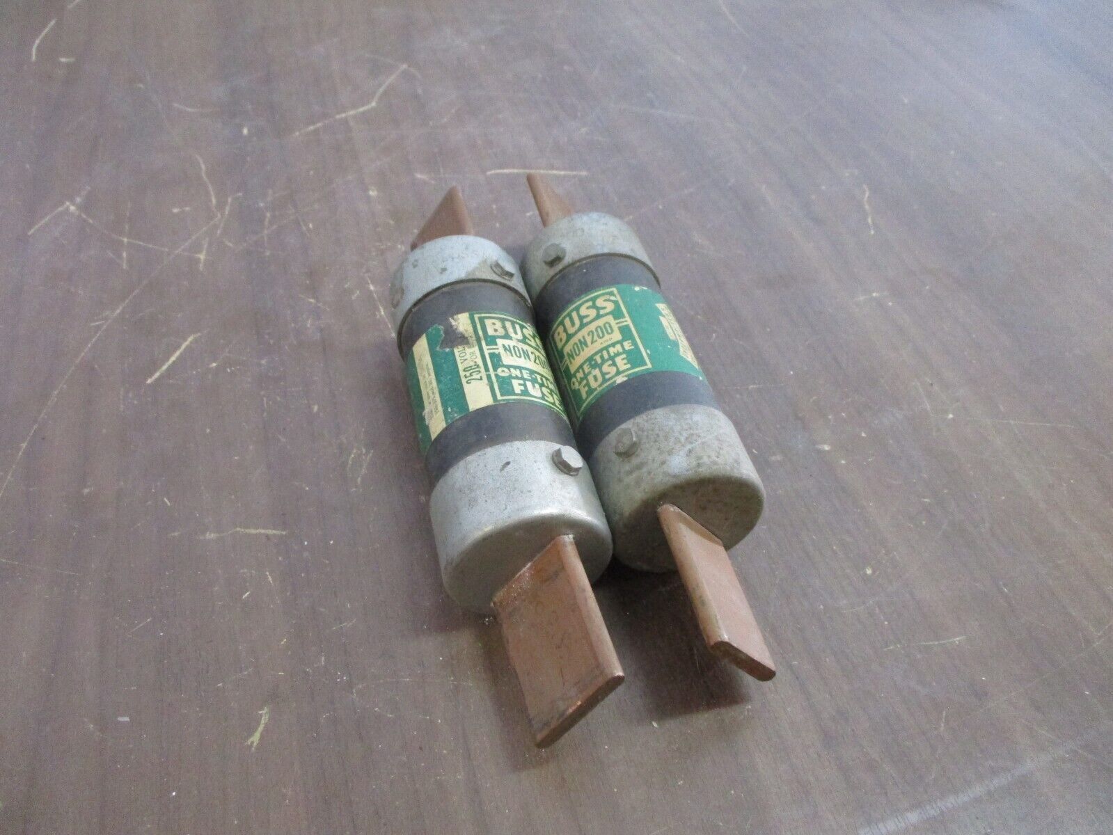 Buss Fuse NON 200 200A 250V *Lot of 2* Used