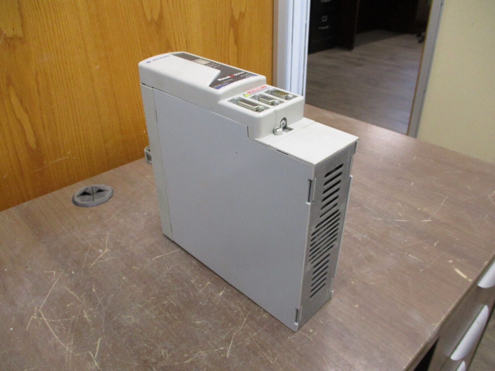 Allen-Bradley Kinetix 6000 Axis Module 2094-BM01 Ser. B F/W Ver. V1.111 Used