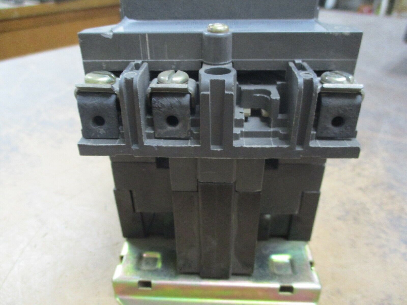 Westinghouse Size 1 Contactor A201K1CA 120V Coil 27A Used