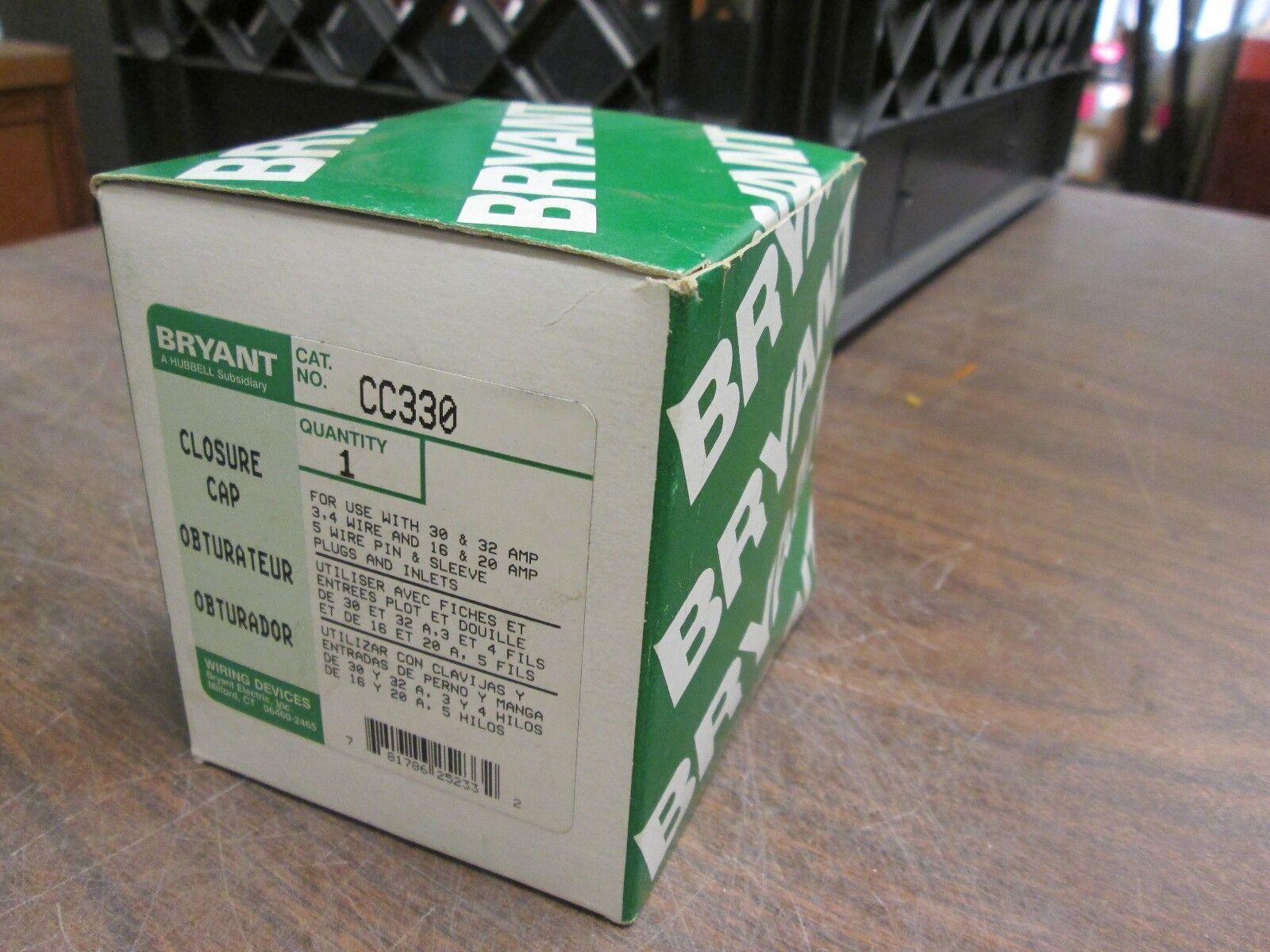 Bryant Closure Cap CC330 3W 30A New Surplus