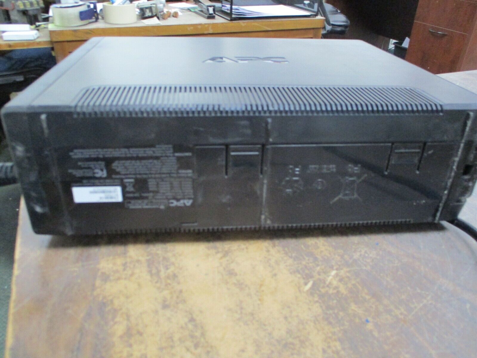 APC UPS Battery Backup BX1500G Input: 120V, 12A, 50/60Hz, 1Ph 1500VA Used