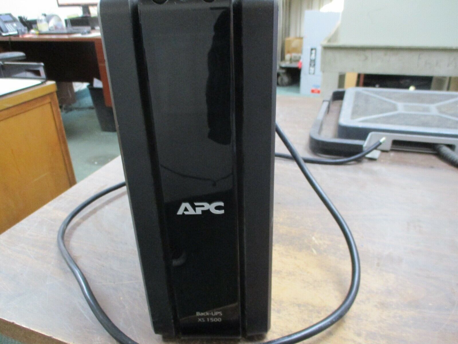 APC UPS Battery Backup BX1500G Input: 120V, 12A, 50/60Hz, 1Ph 1500VA Used