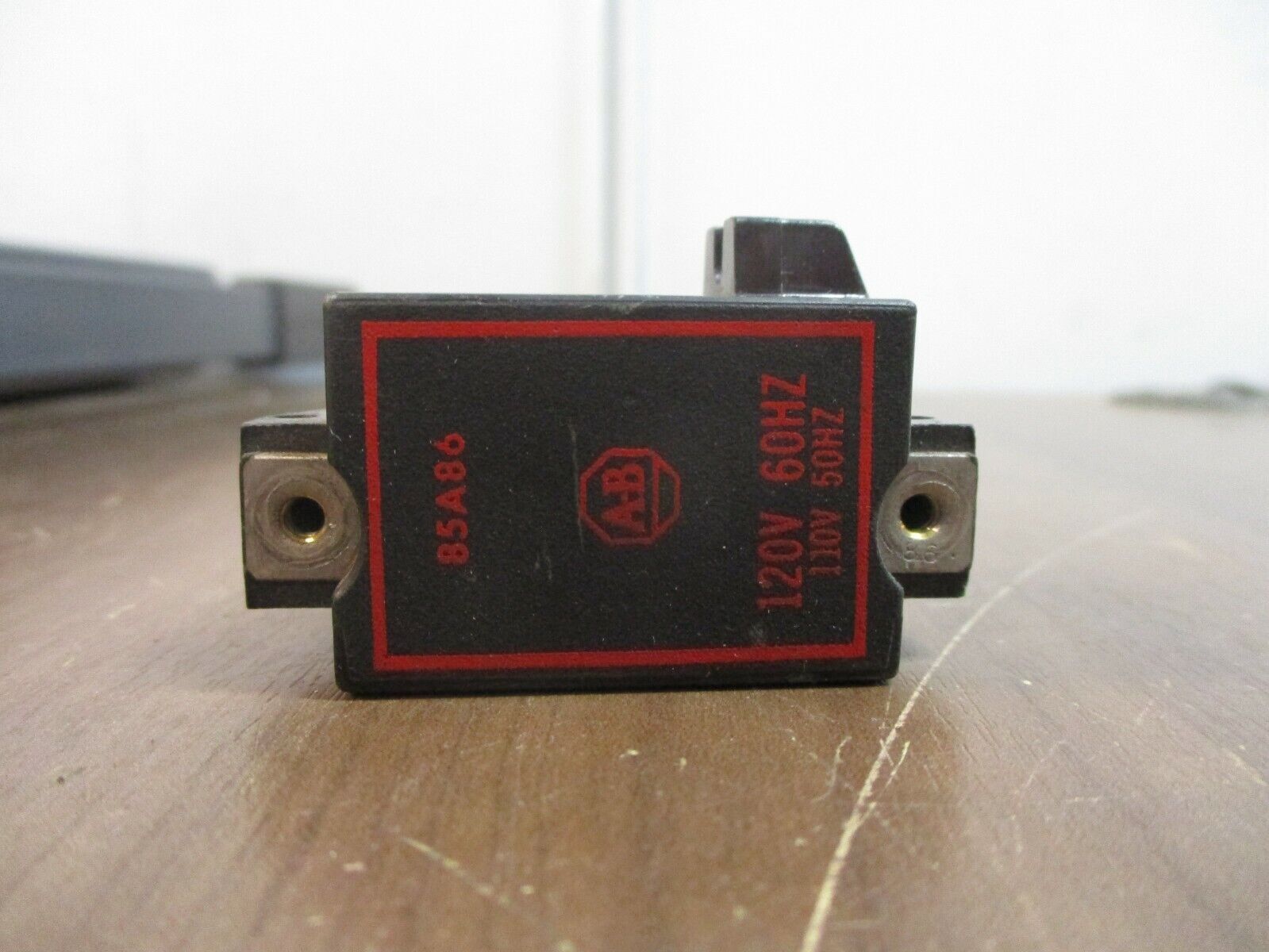 Allen-Bradley Magnetic Coil 85A86 120V@60Hz 110V@50Hz *No Terminal Screws* Used