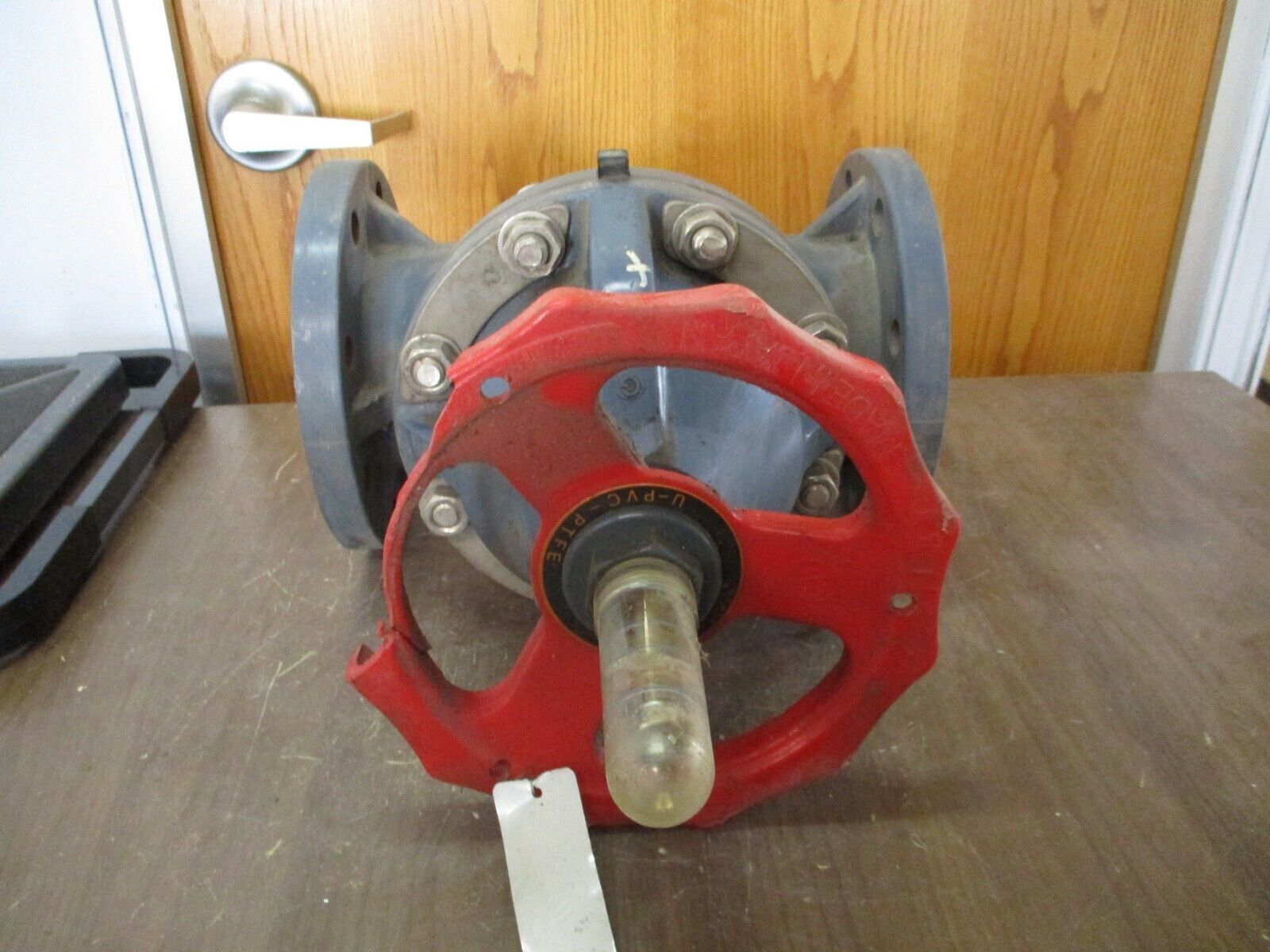 Asahi AV Valve 100-4 4" *Broken Wheel* Used
