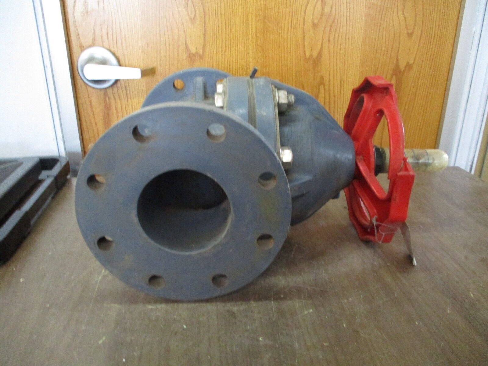Asahi AV Valve 100-4 4" *Broken Wheel* Used