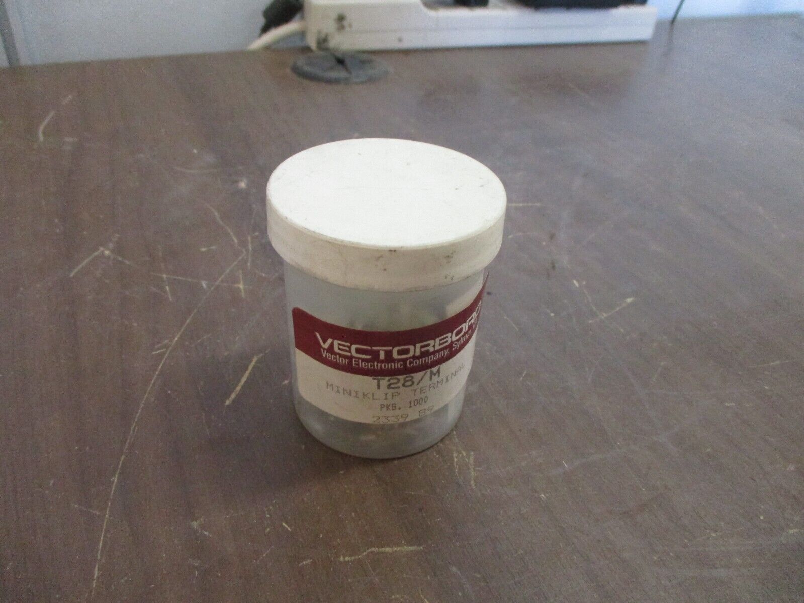 Vector Electronic Co. Vectorboard Miniklip Terminal T28/M *Approx. 1000*