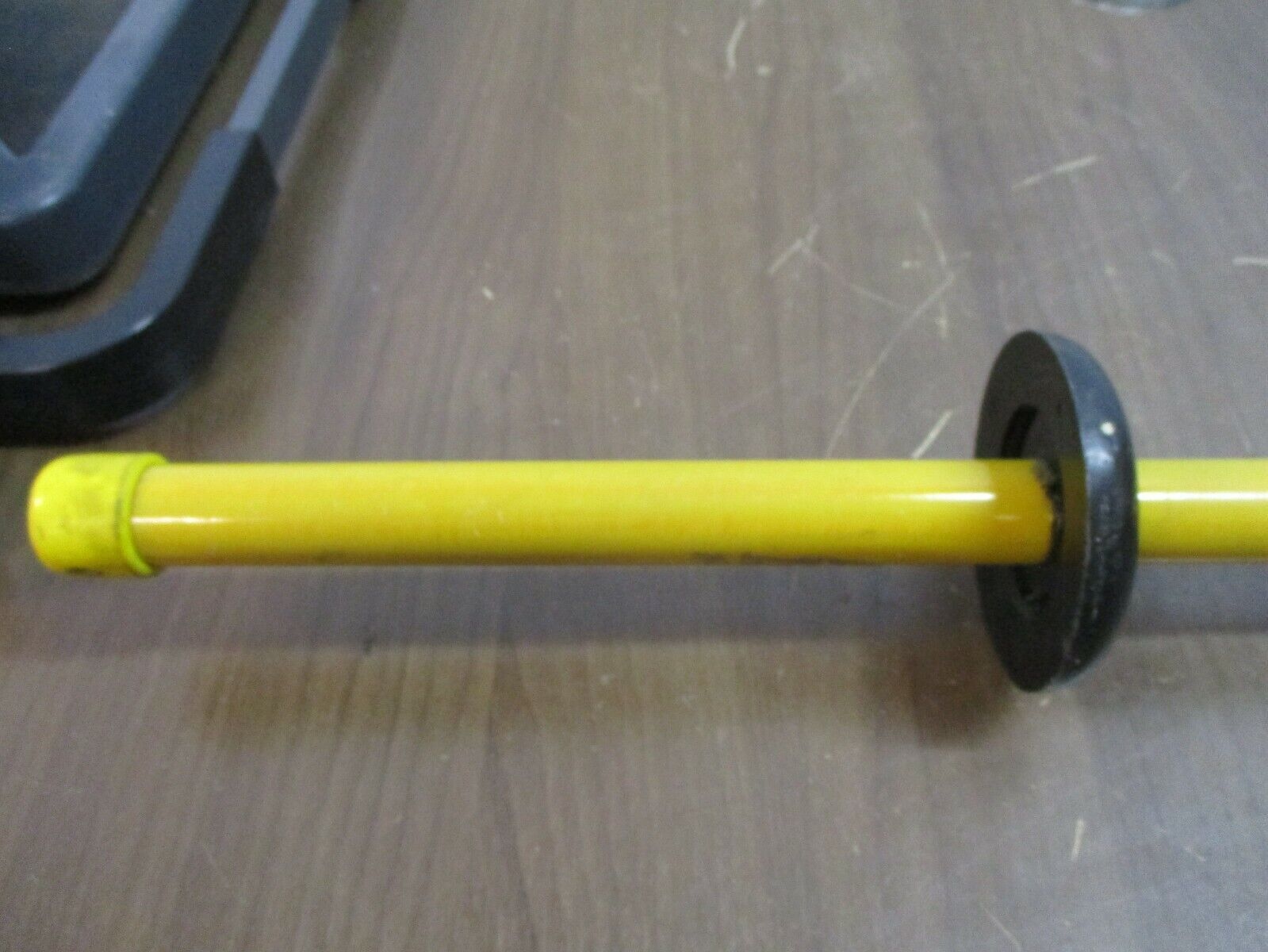 Misc. Brand Fuse Puller ABR 2001 24 Inch w/ Ground Used