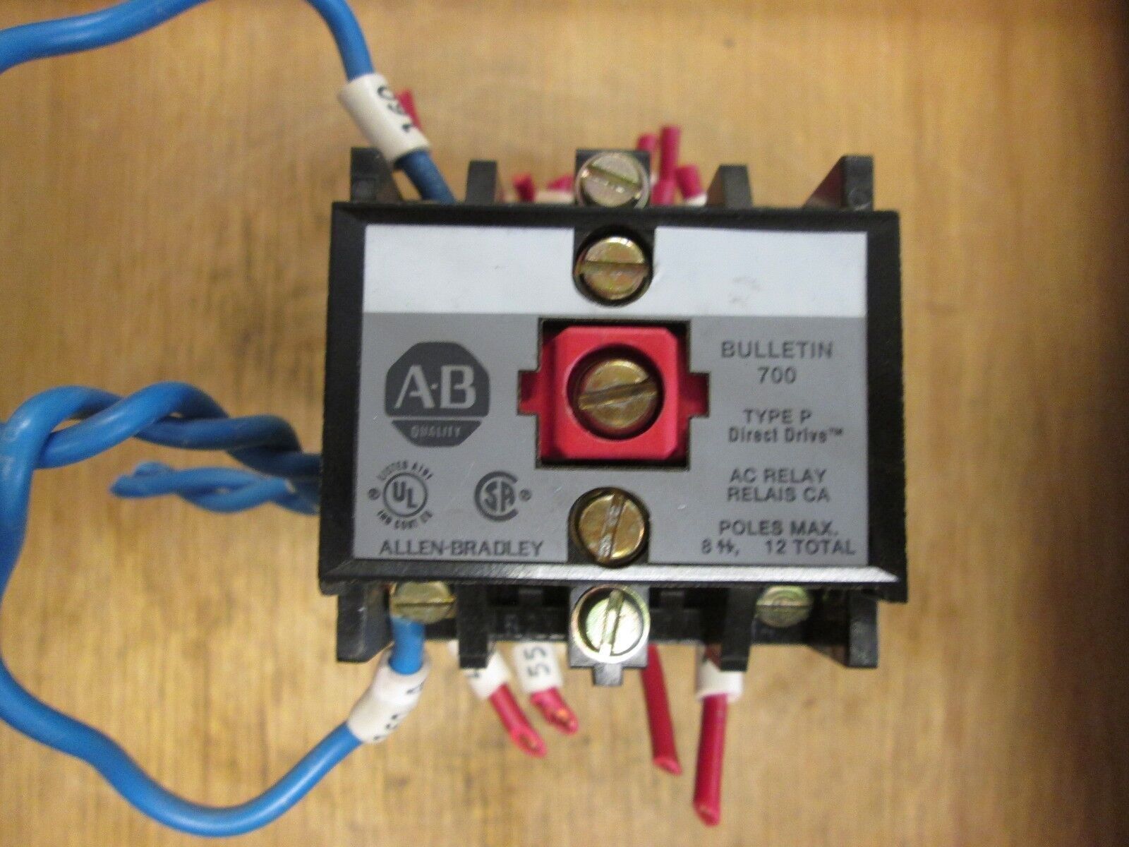 Allen-Bradley Control Relay 700-P600A1 115-120V Coil 6-Terminal Used