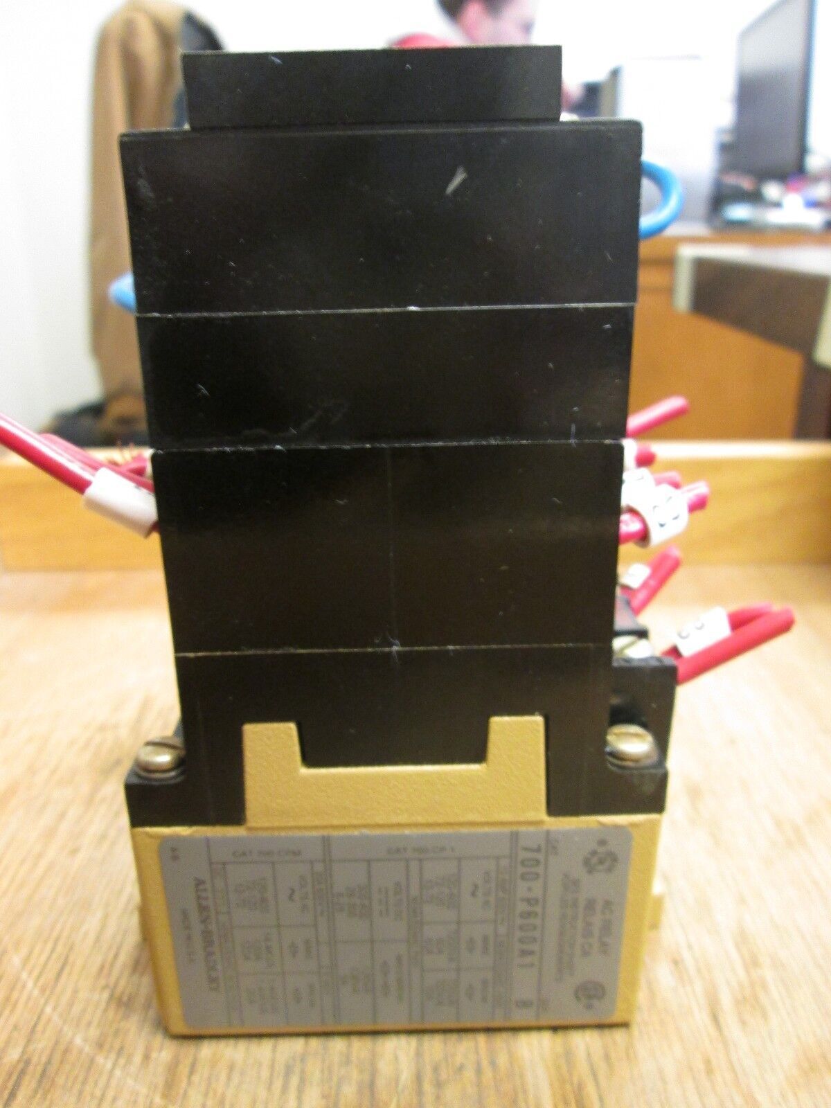Allen-Bradley Control Relay 700-P600A1 115-120V Coil 6-Terminal Used