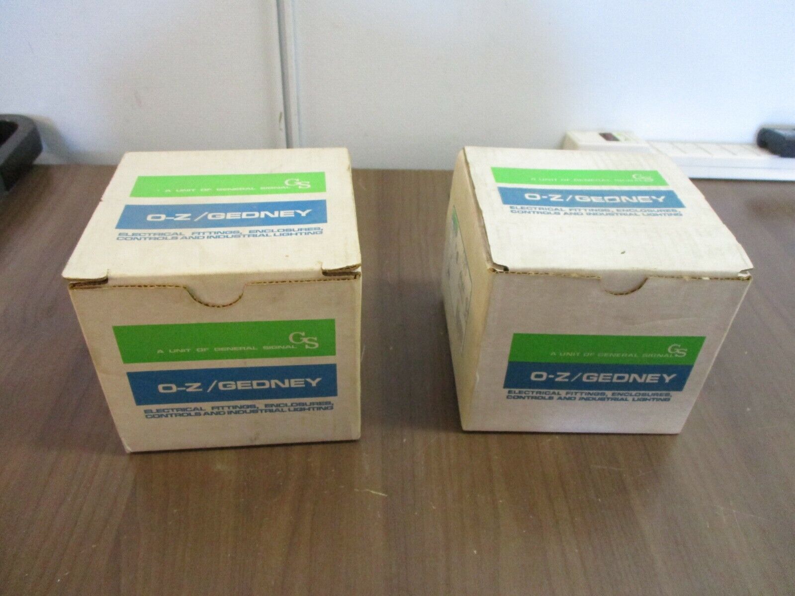 O-Z / Gedney EMT Coupling 5400S 4" Set-Screw Type Steel *Lot of 2* New Surplus