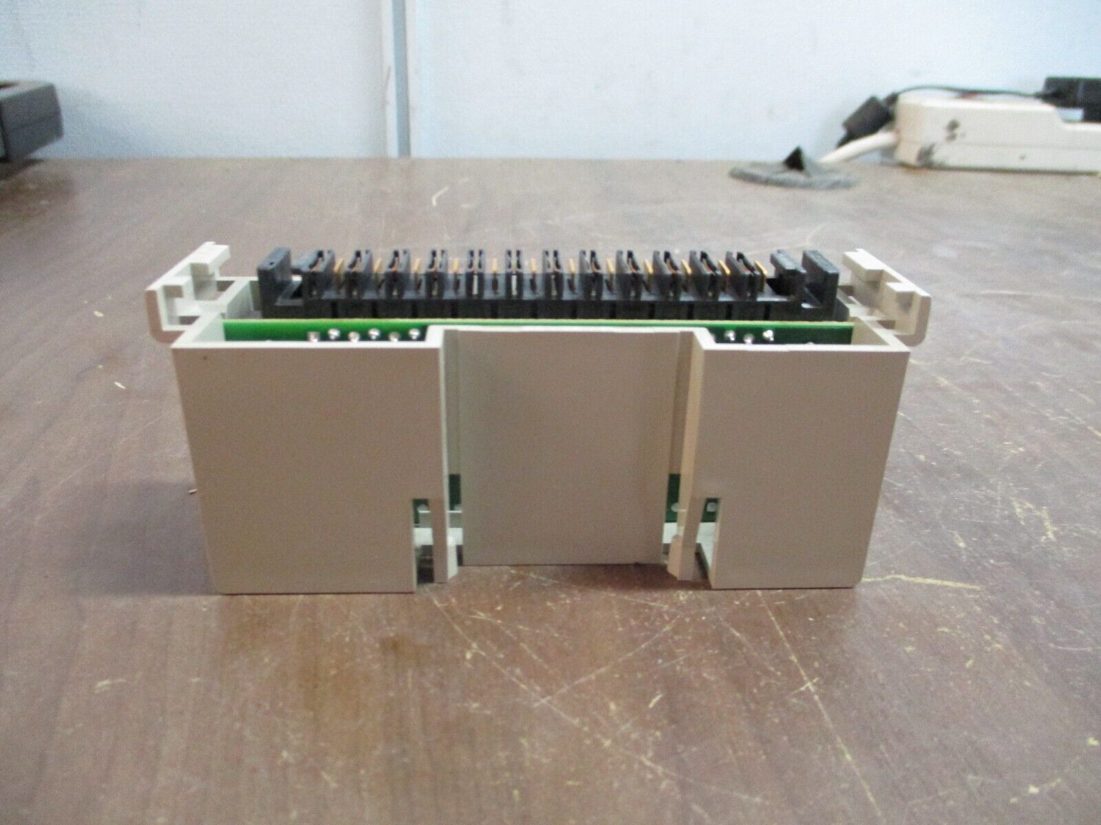 Emerson Ovation Bus Terminator Module 1B30023H02 Rev. 5 Used