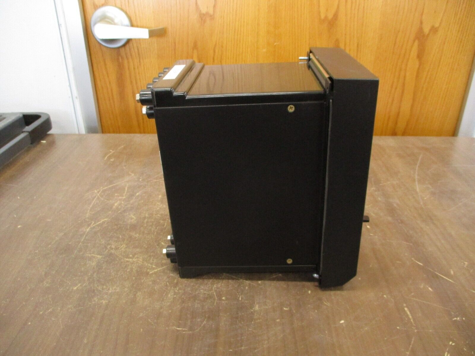 Basler Electric BE1-81 O/U Frequency Relay T3EE1LA7N1F Rev. Y Used